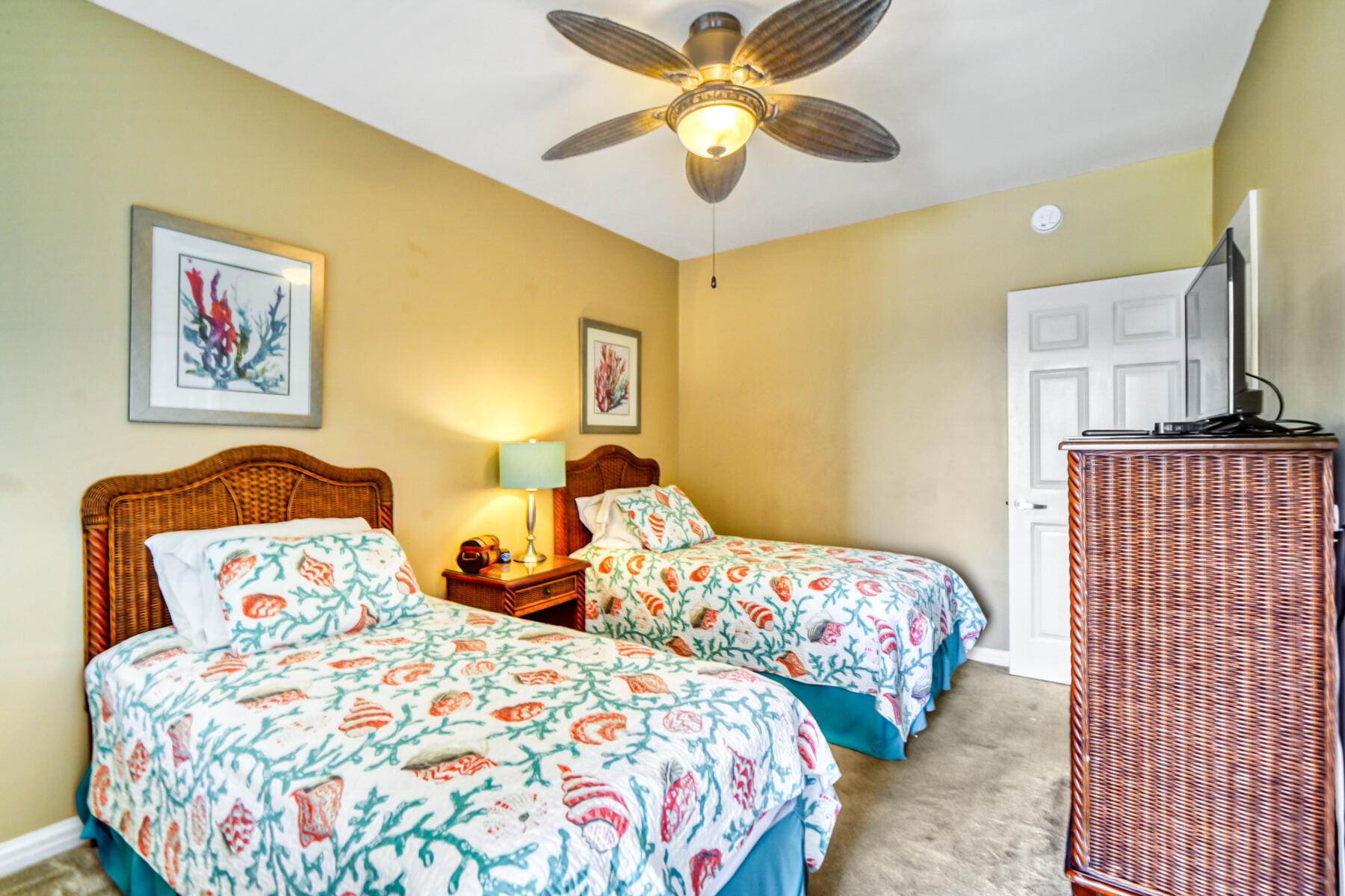 ST. MAARTEN AT SILVER SHELLS - Residential