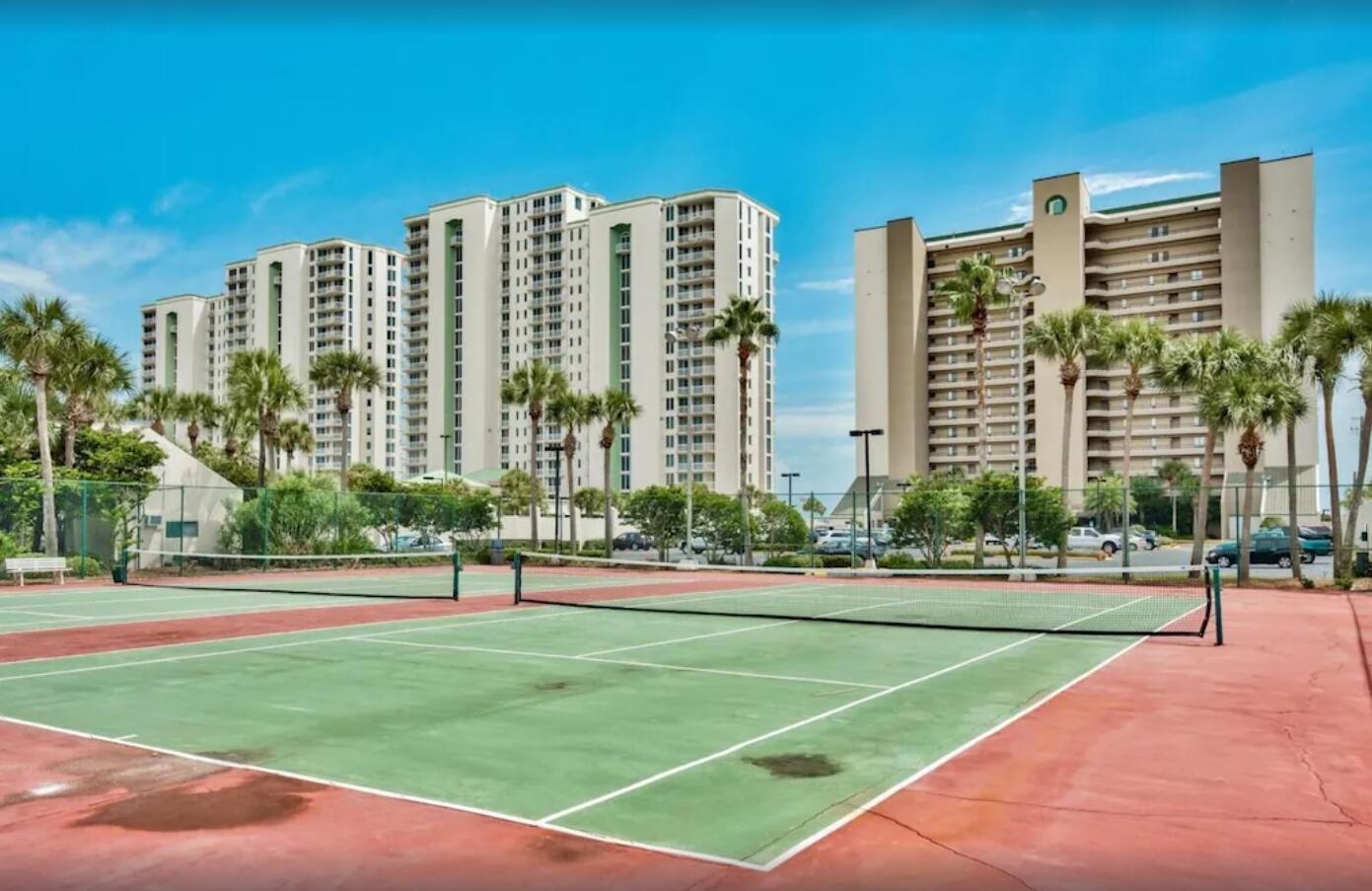 EMERALD TOWERS CONDO - Residential