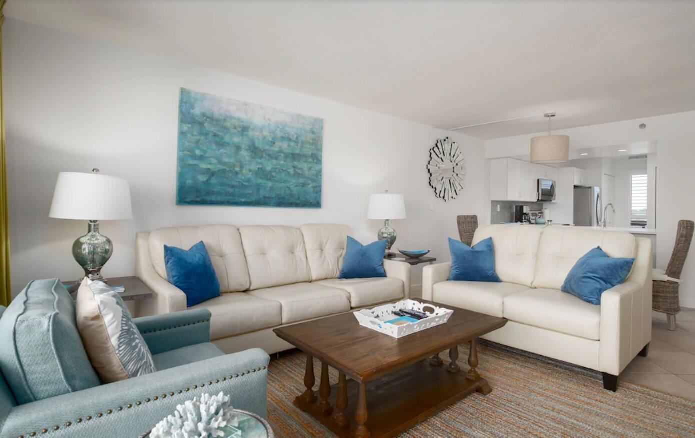 EMERALD TOWERS CONDO - Residential