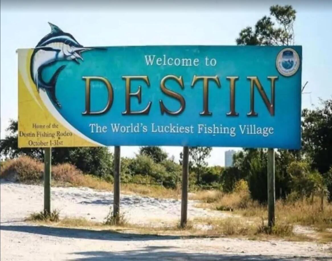 EMERALD TOWERS CONDO - Residential