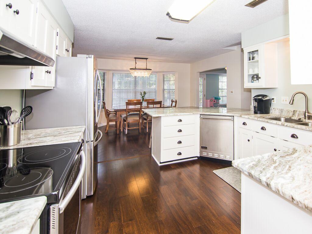 CARIBBEAN VILLAGE @ BWB - Residential