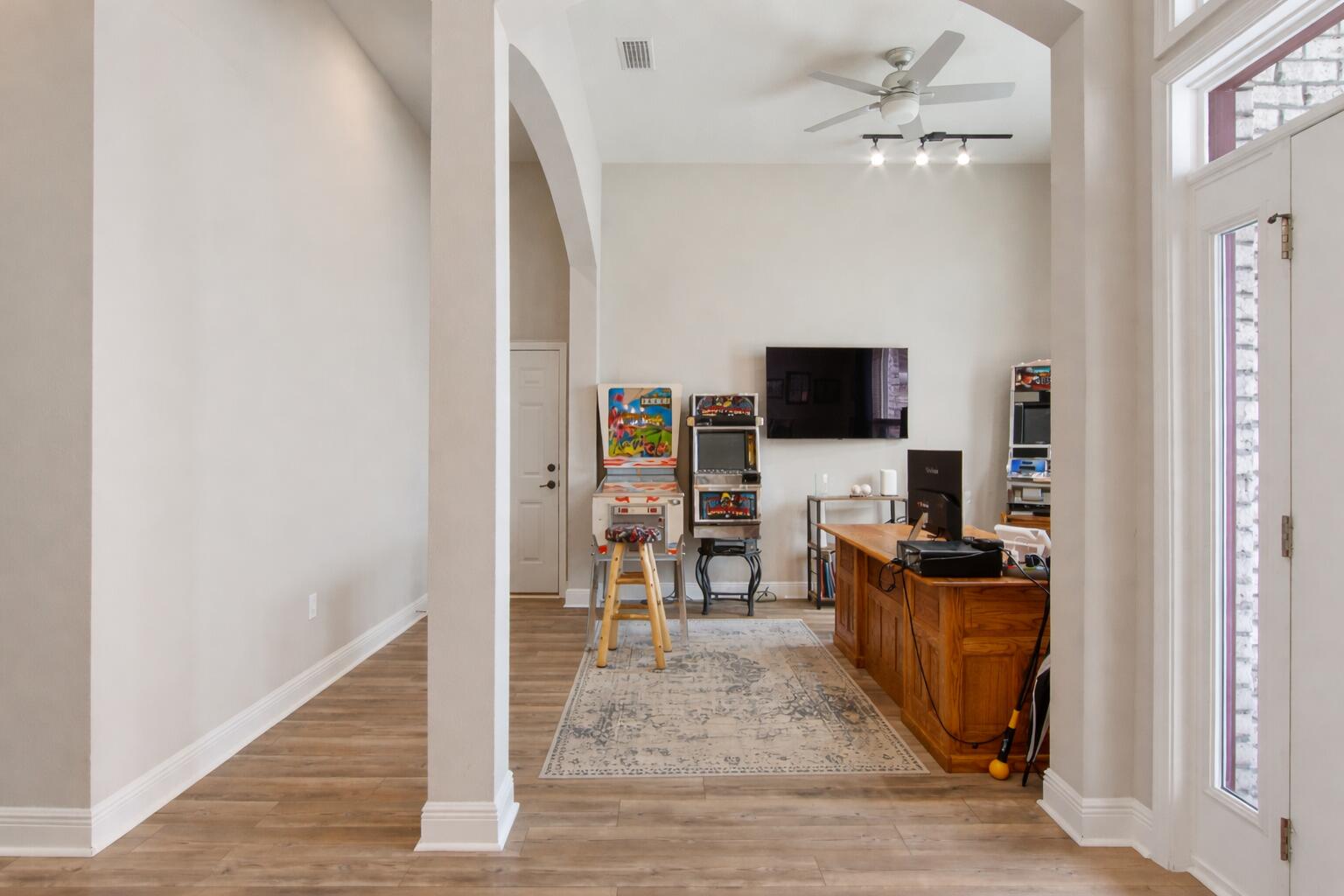 WINDSWEPT ESTATES - Residential