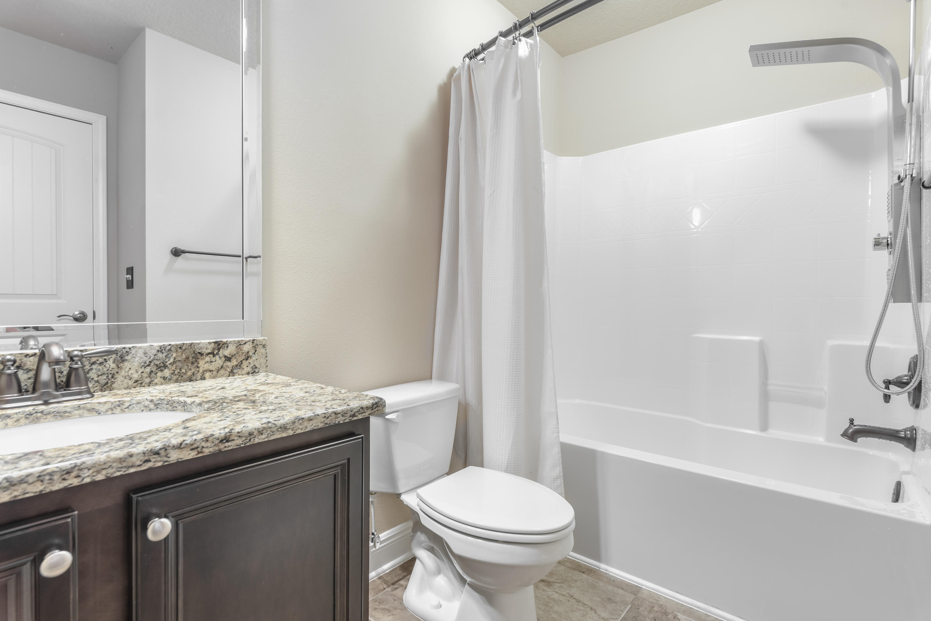 SANTA ROSA GOLF VILLAS - Residential