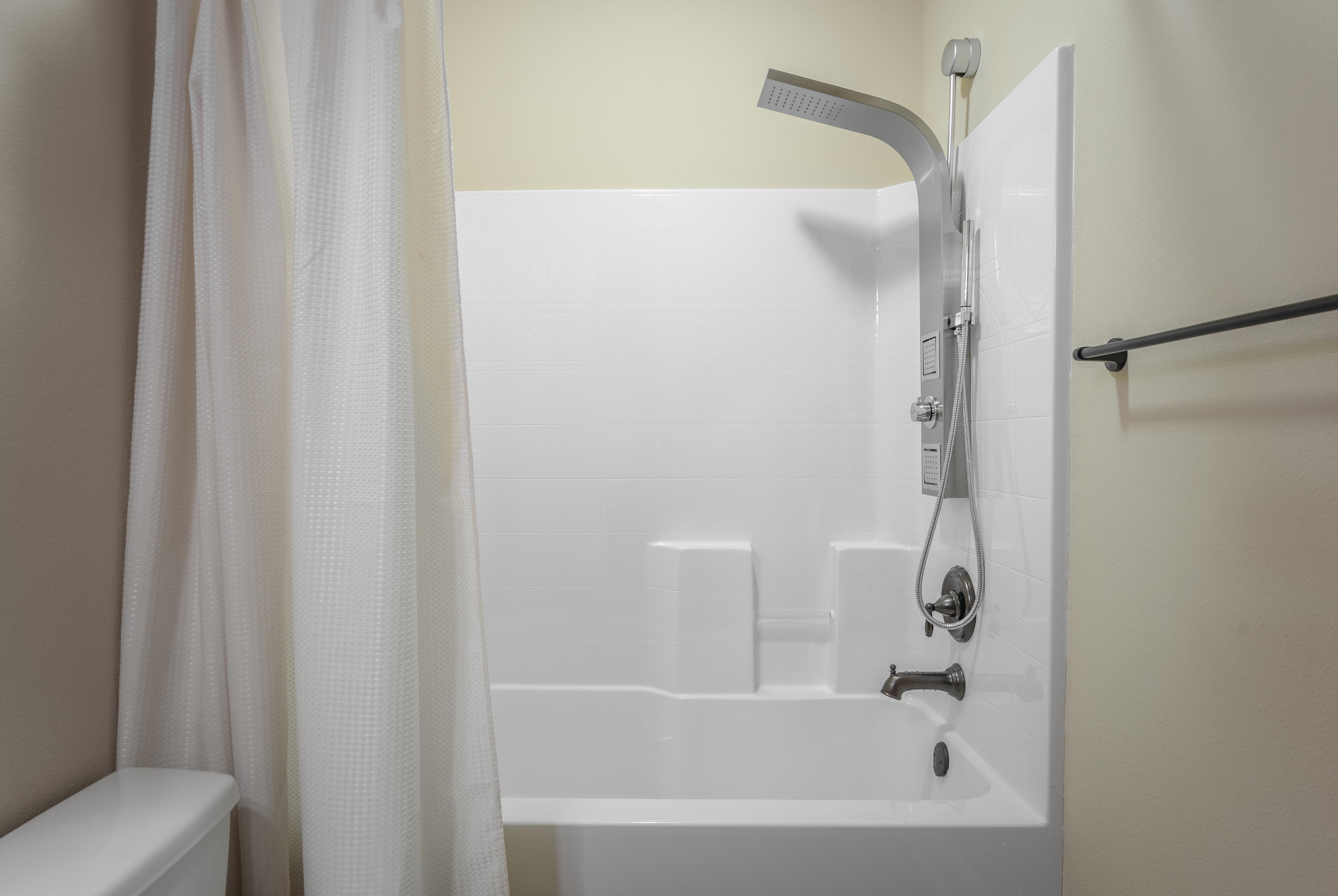 SANTA ROSA GOLF VILLAS - Residential