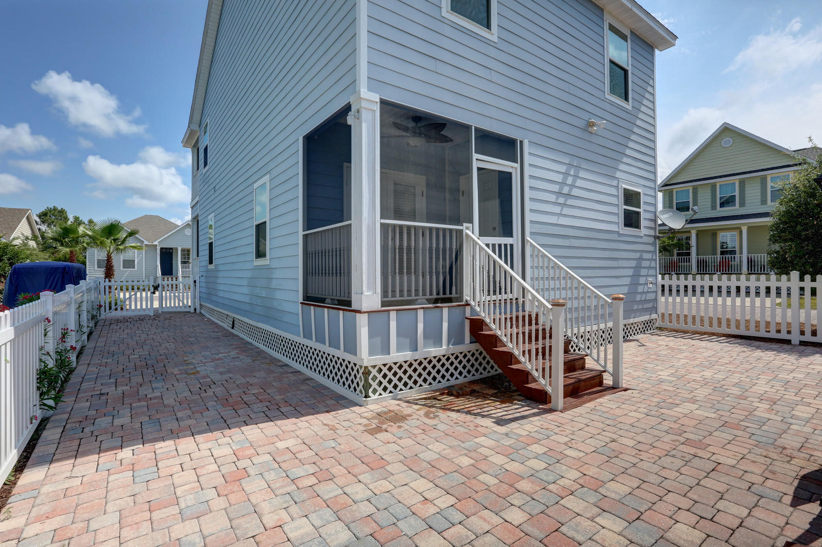 SANTA ROSA GOLF VILLAS - Residential