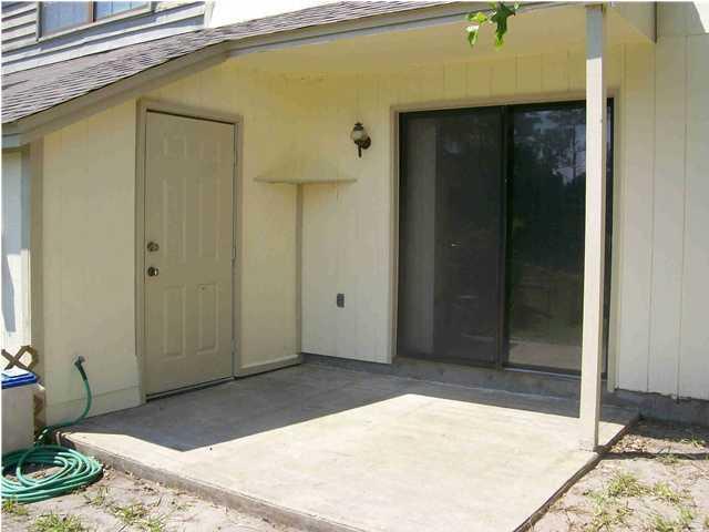 CLOVERDALE LAKE - Residential Lease