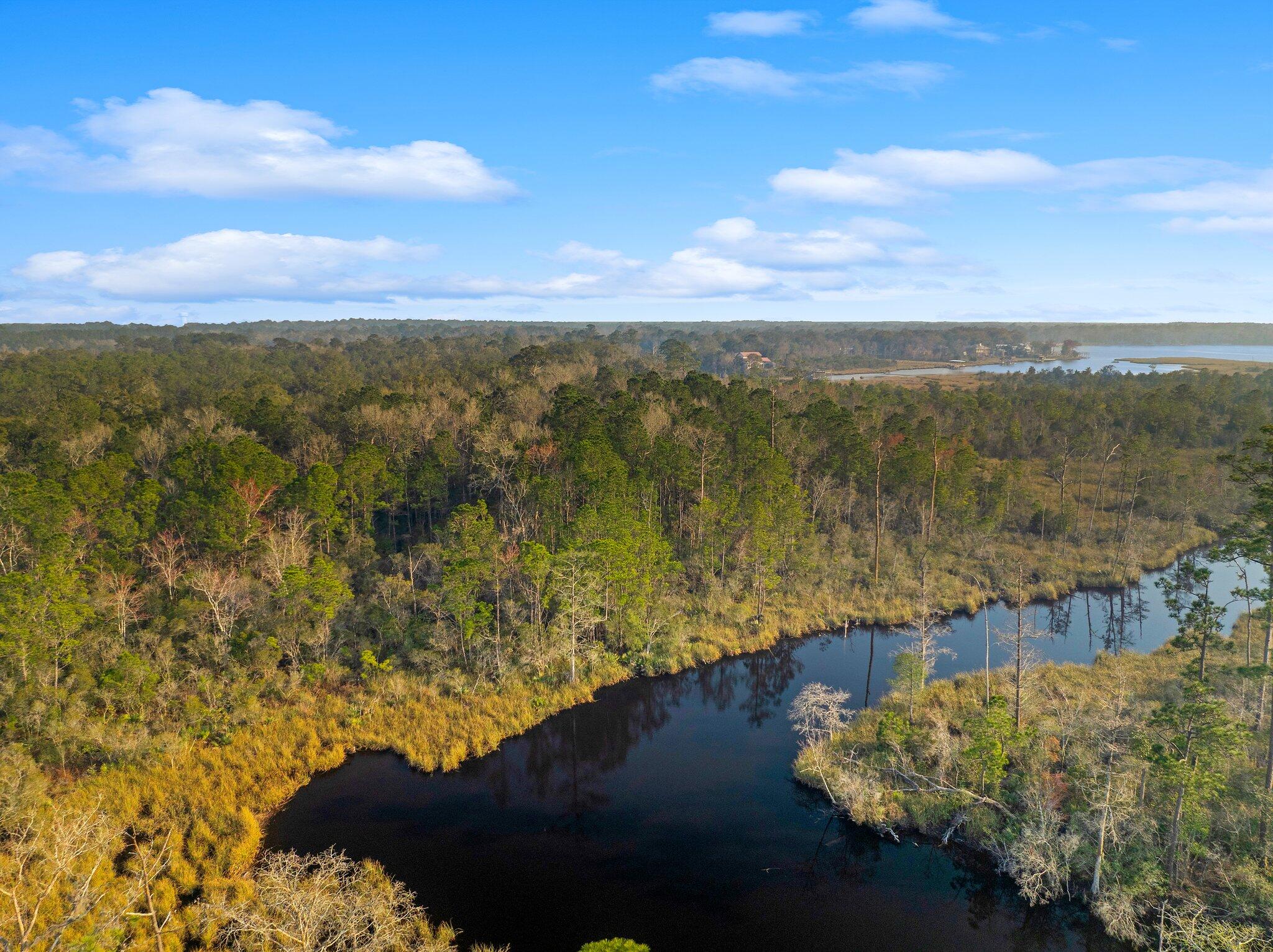 MAGNOLIA BAY ESTATES - Land