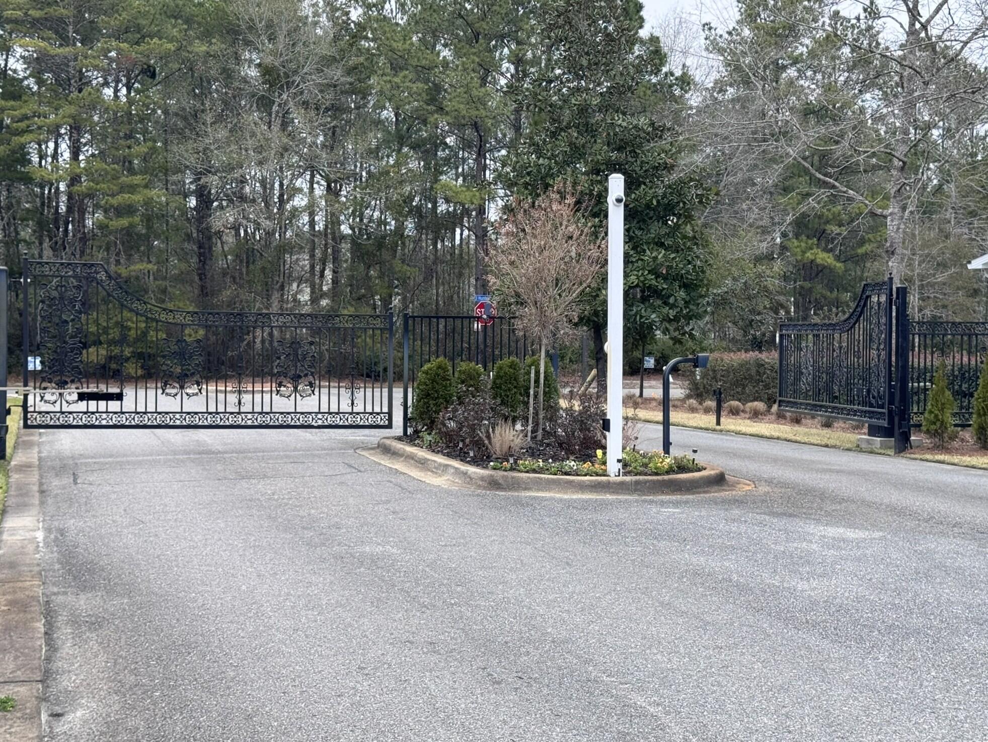 MAGNOLIA BAY ESTATES - Land