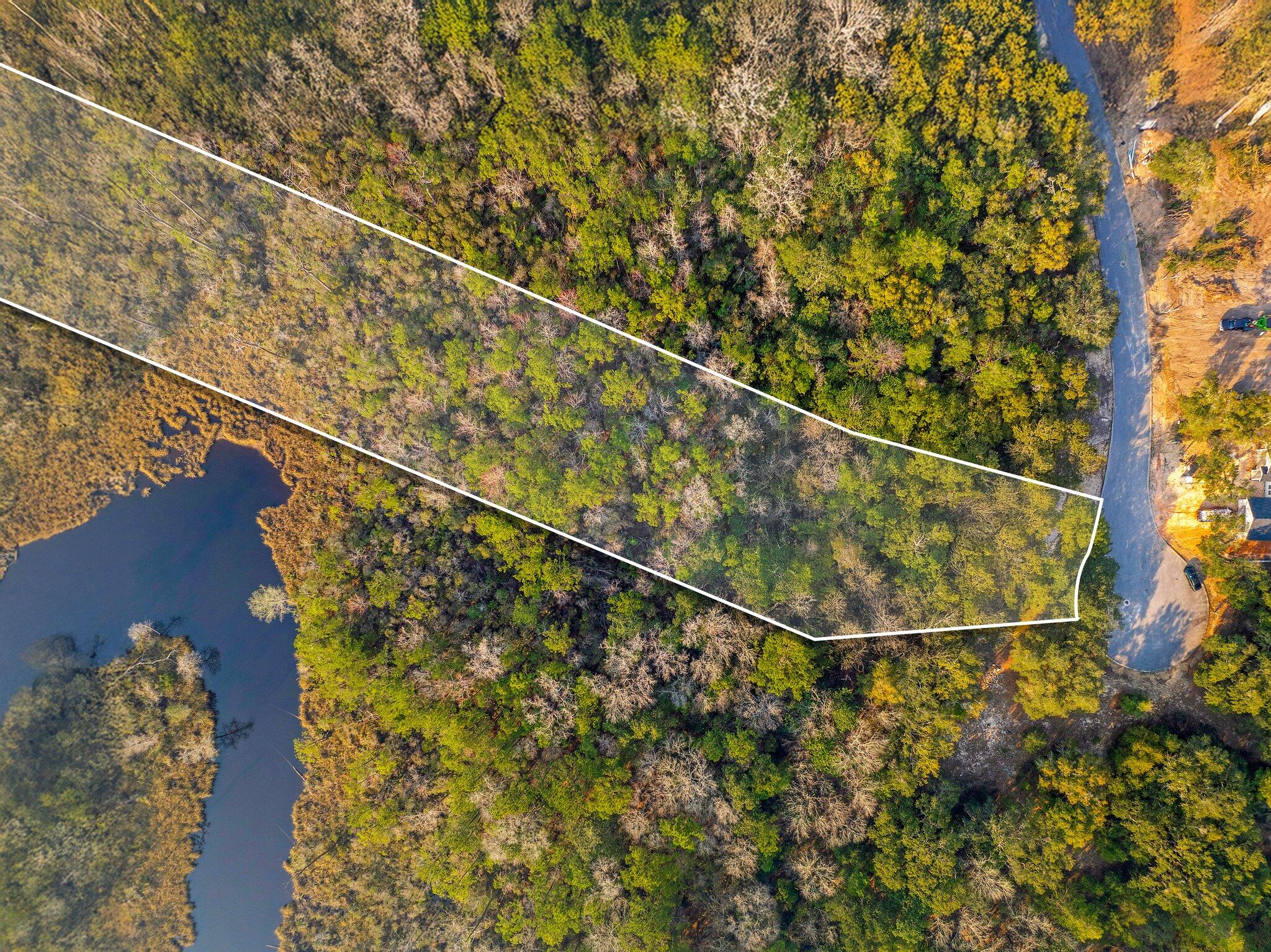 MAGNOLIA BAY ESTATES - Land