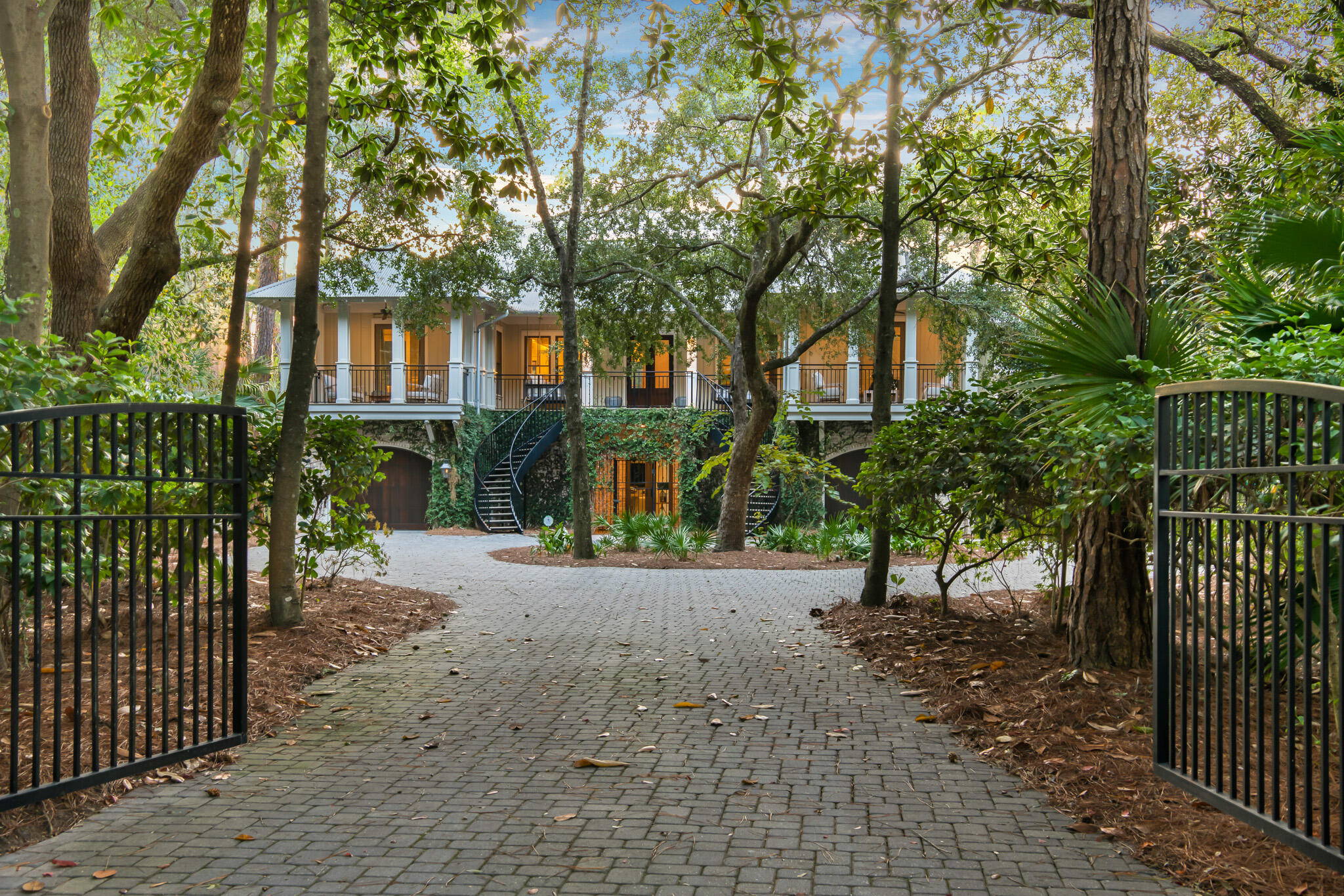 GRAYTON BEACH - Residential