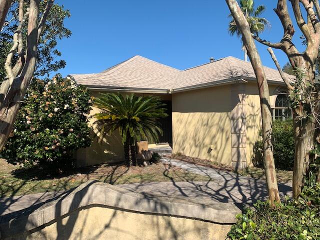 ETRETAT VILLA - Residential Lease