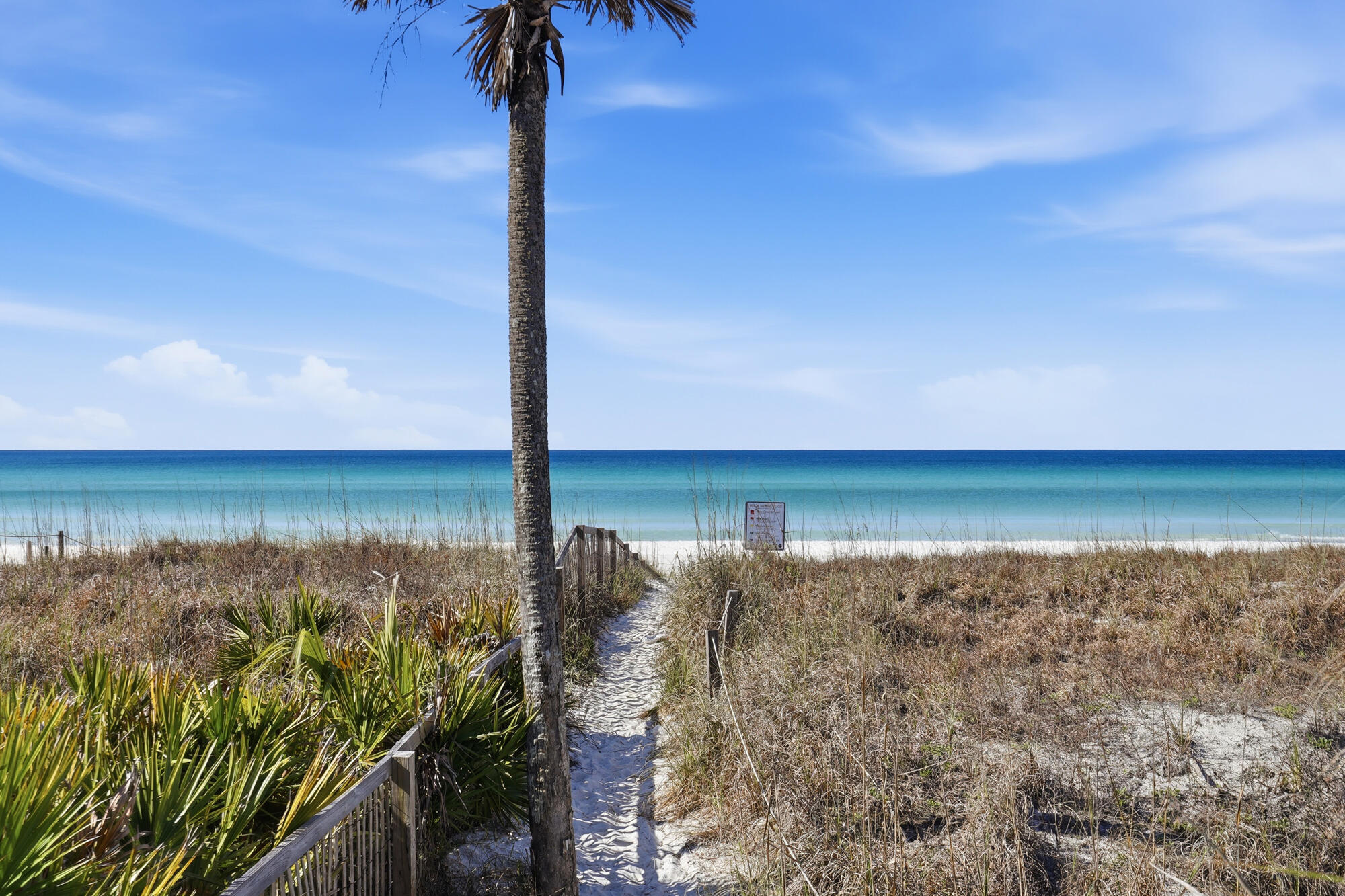 BAHAMA BEACH - Residential