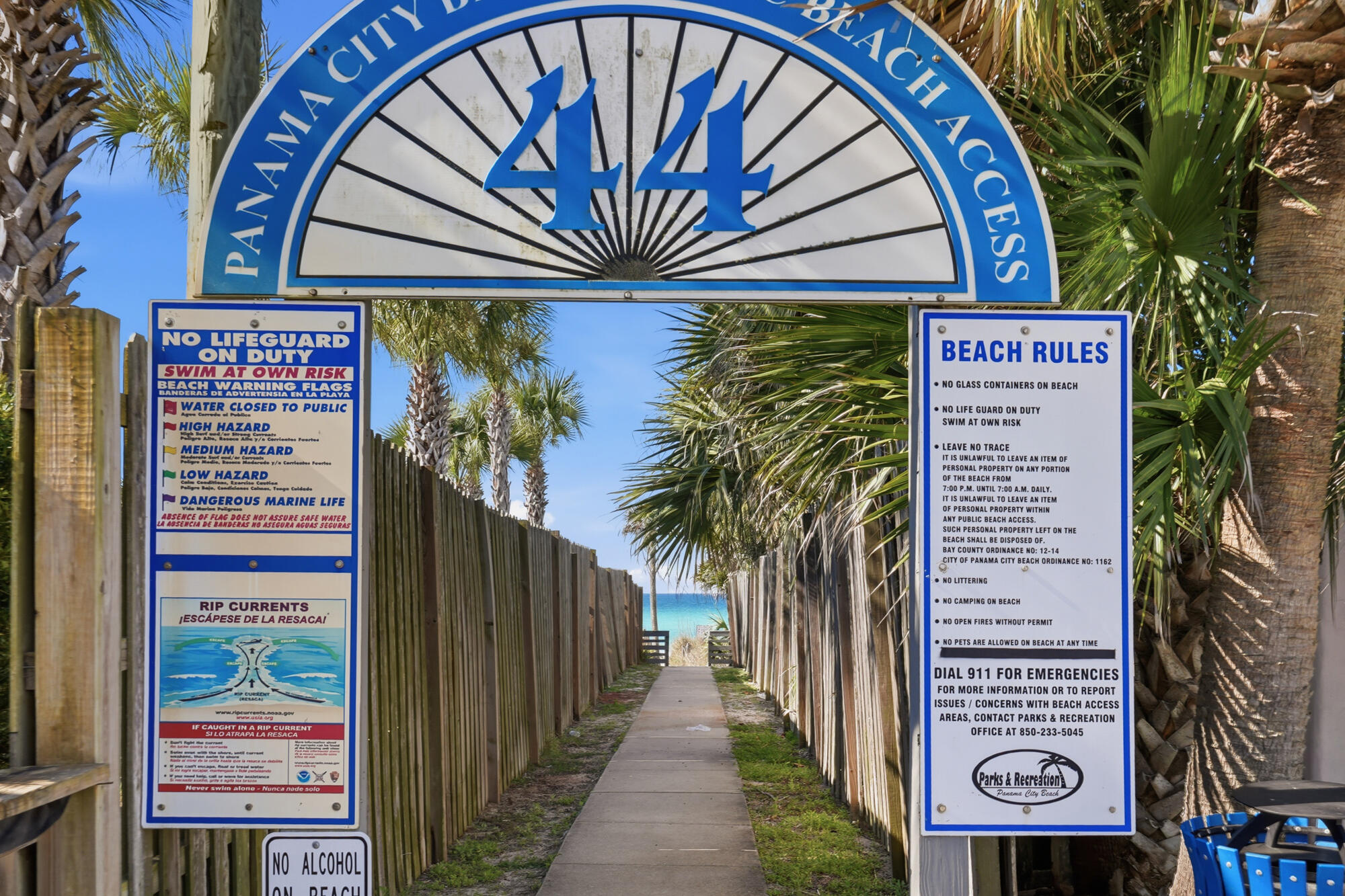 BAHAMA BEACH - Residential