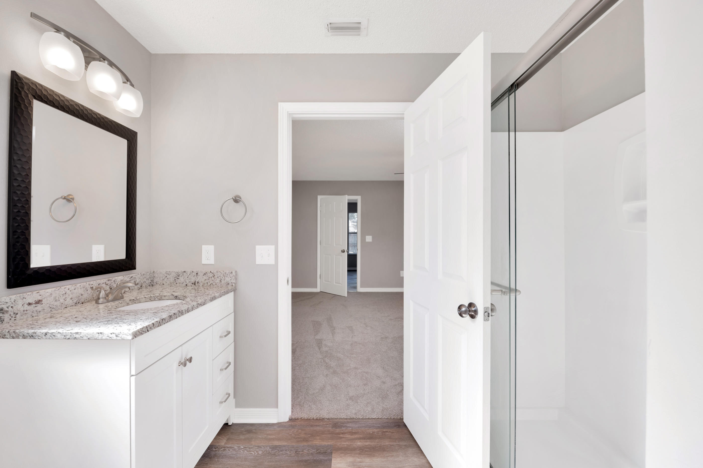 HOLLEY BY THE SEA - Residential