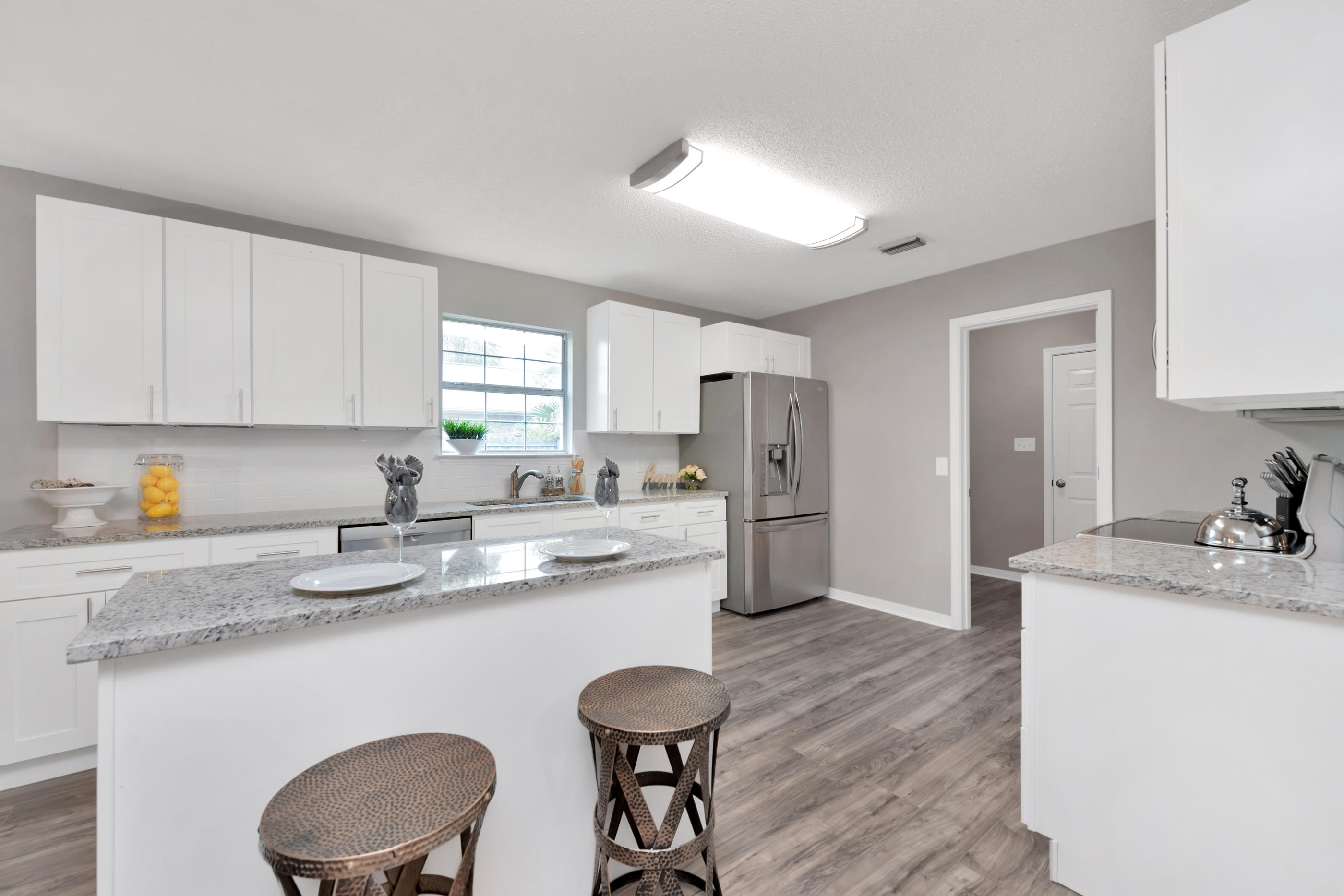 HOLLEY BY THE SEA - Residential