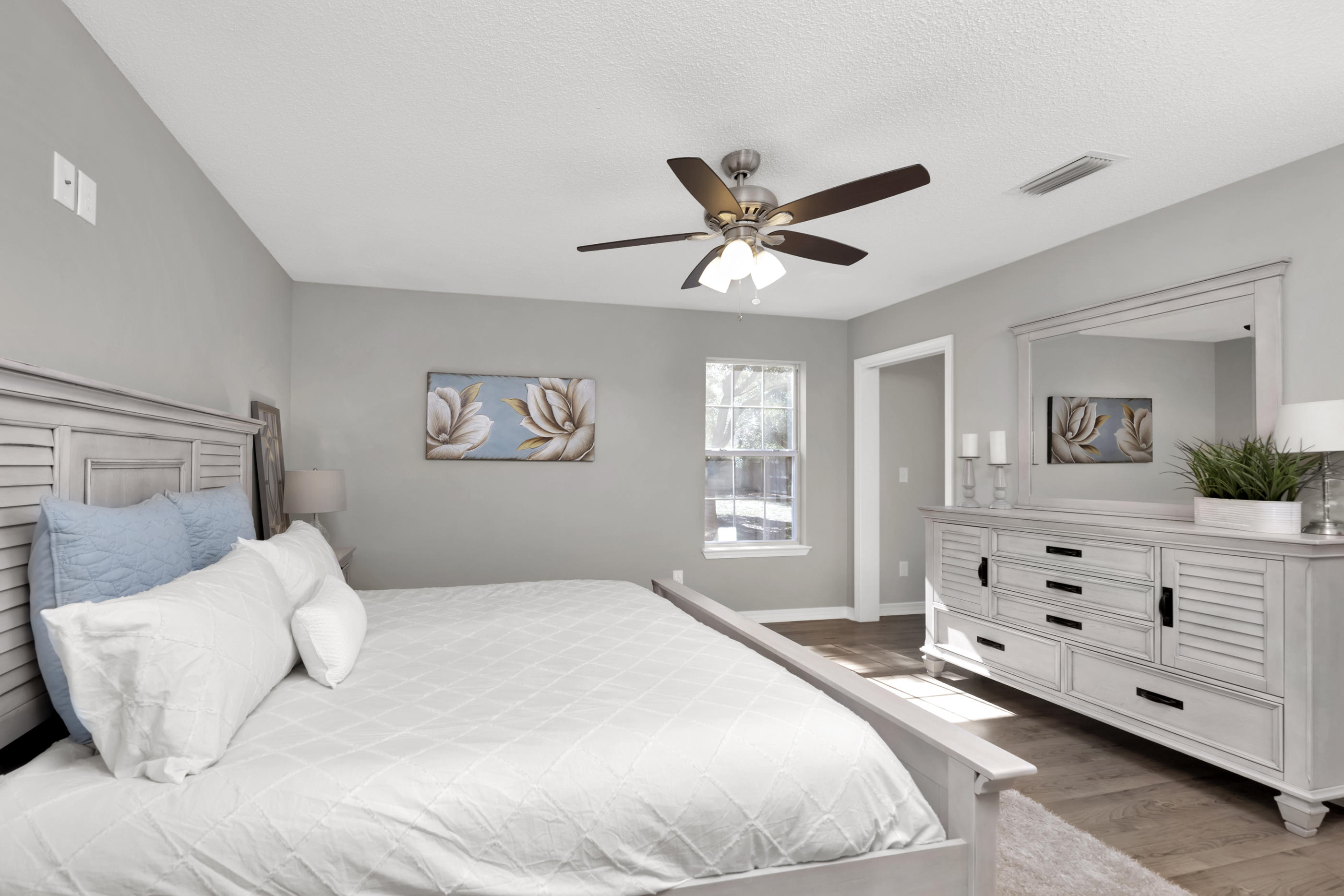 HOLLEY BY THE SEA - Residential