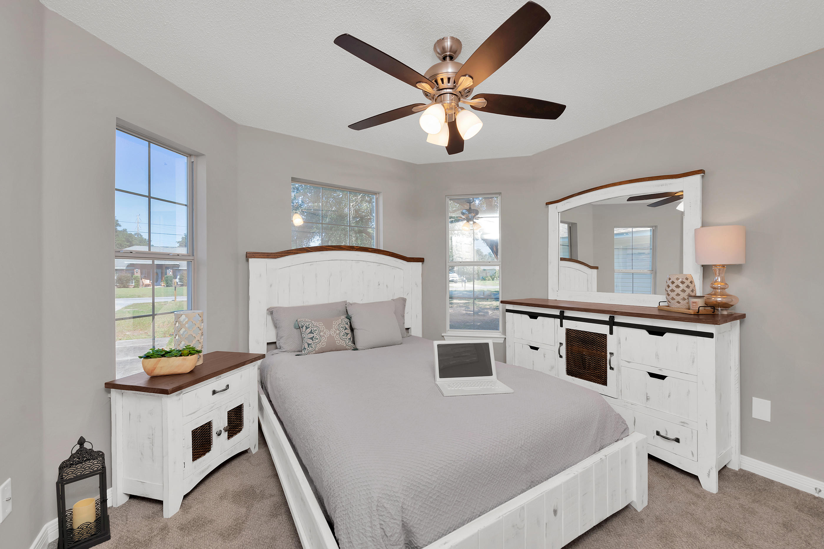 HOLLEY BY THE SEA - Residential