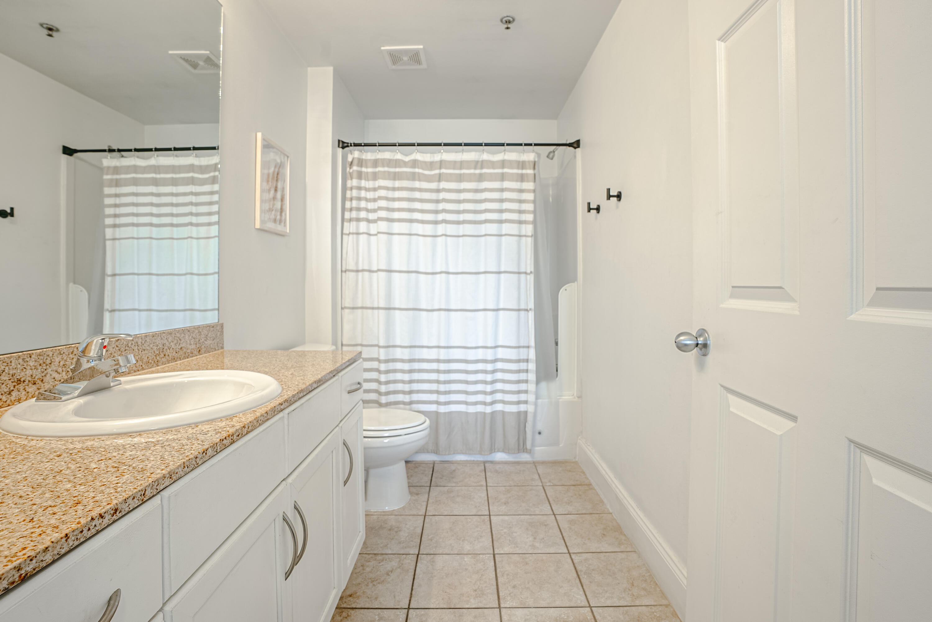 Laketown Wharf - Residential