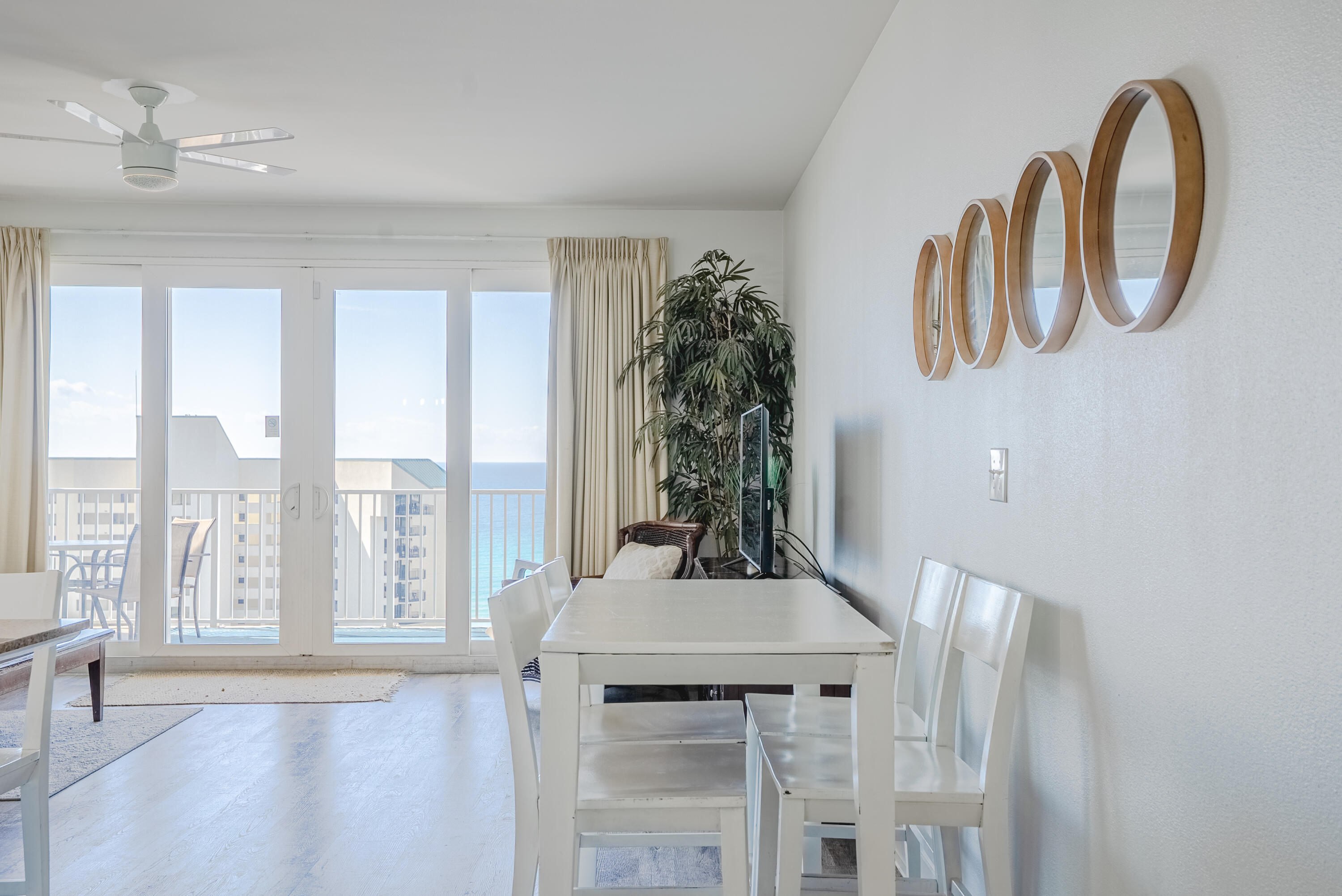 Laketown Wharf - Residential