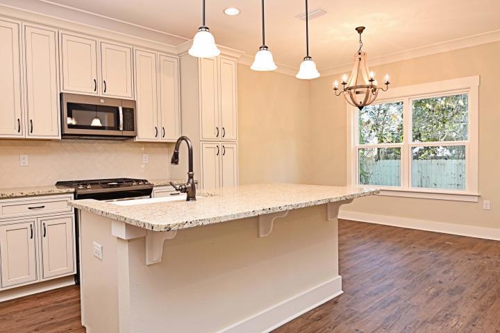 VALPARAISO - Residential