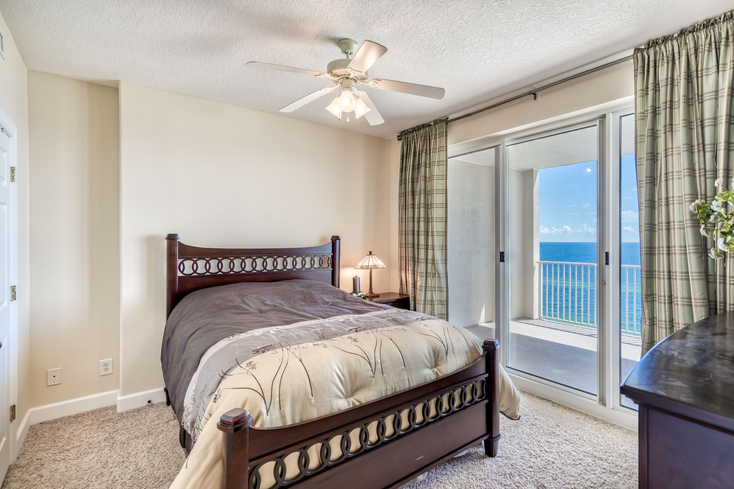 OCEAN REEF - Residential