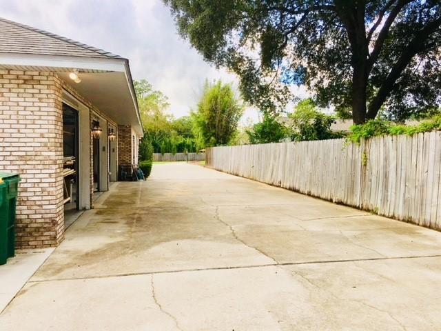 ALEXANDER HEIGHTS - Residential