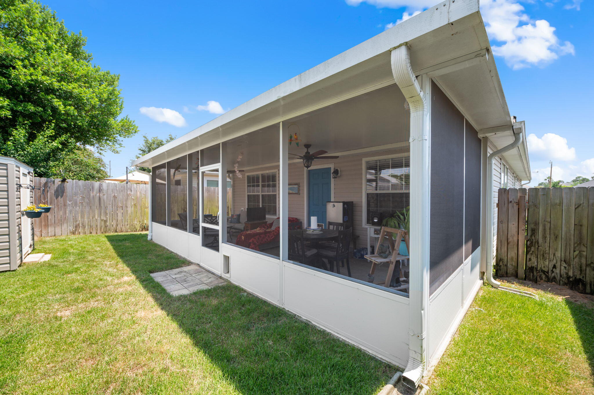 SHADOW LAKES - Residential