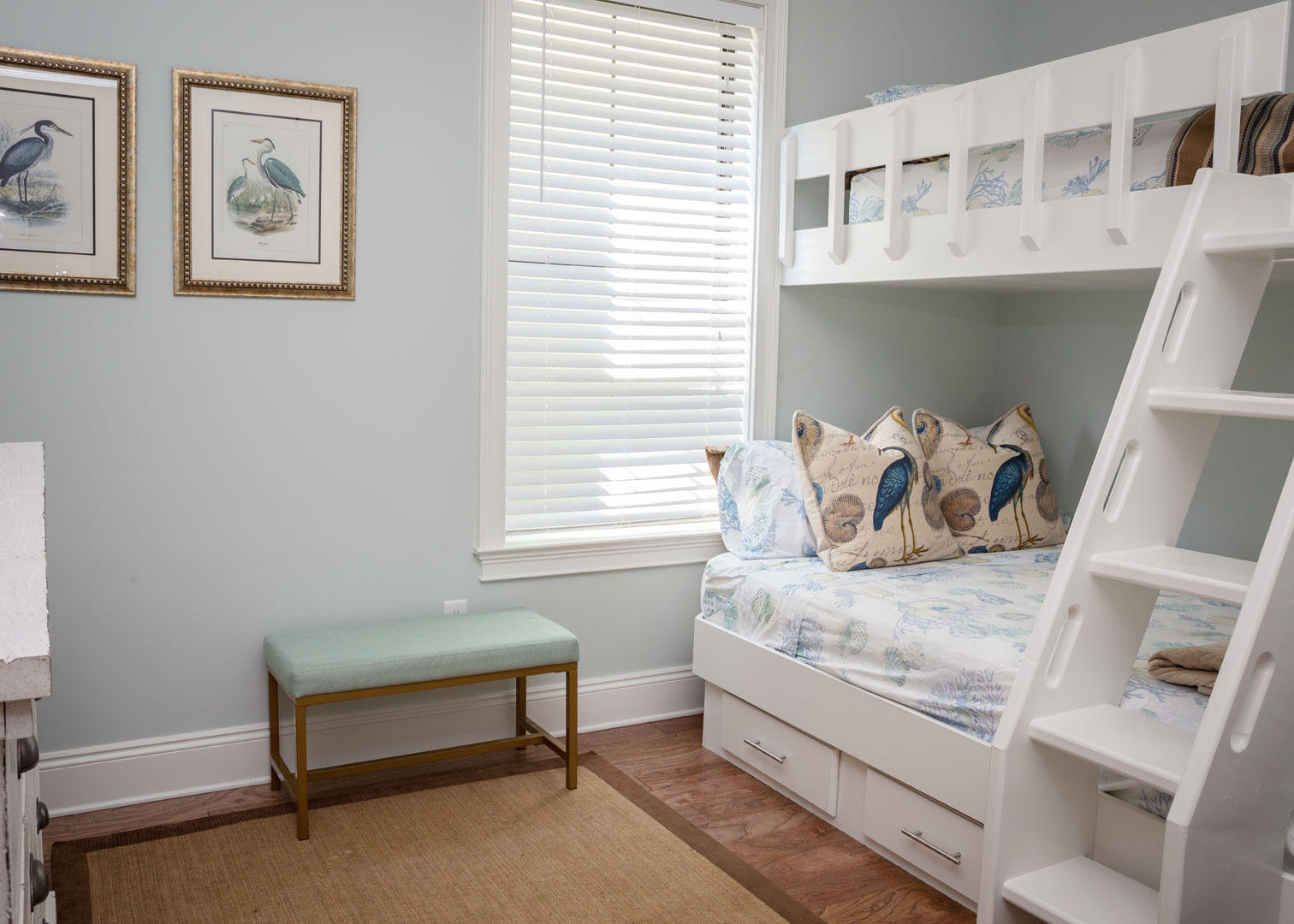 VILLA LAGO - Residential