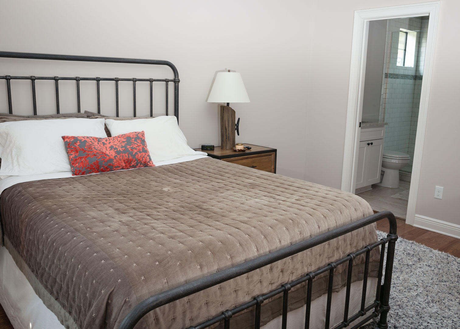 VILLA LAGO - Residential