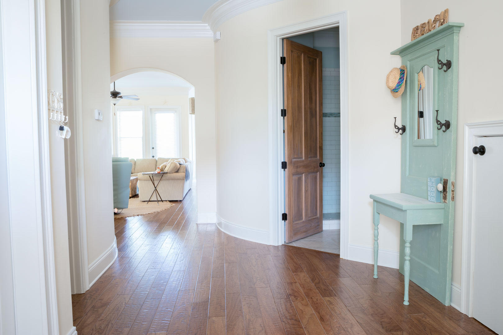 VILLA LAGO - Residential