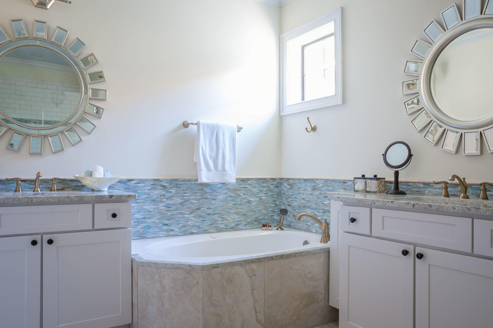 VILLA LAGO - Residential