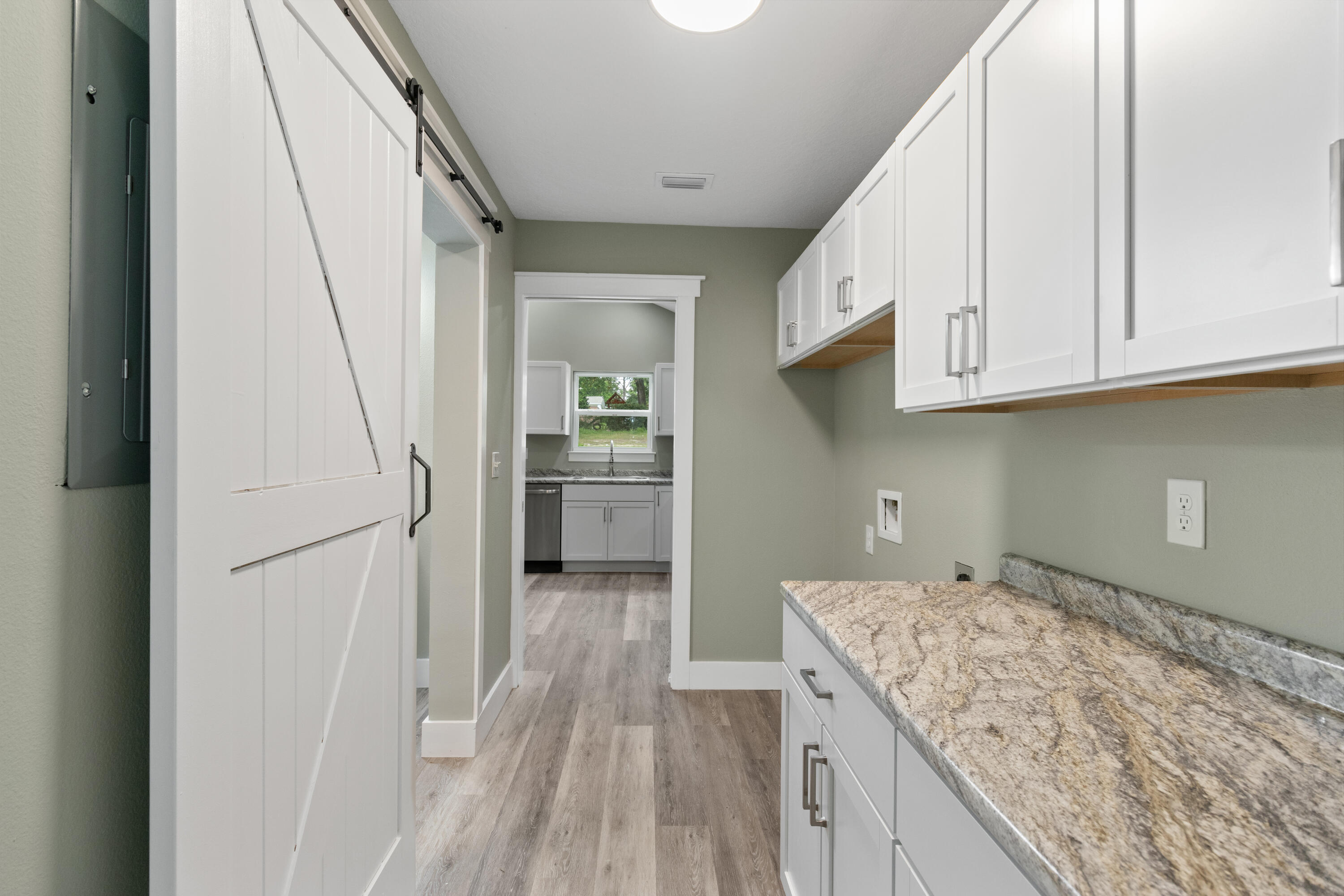 1305 E 1st Ave - Residential Lease