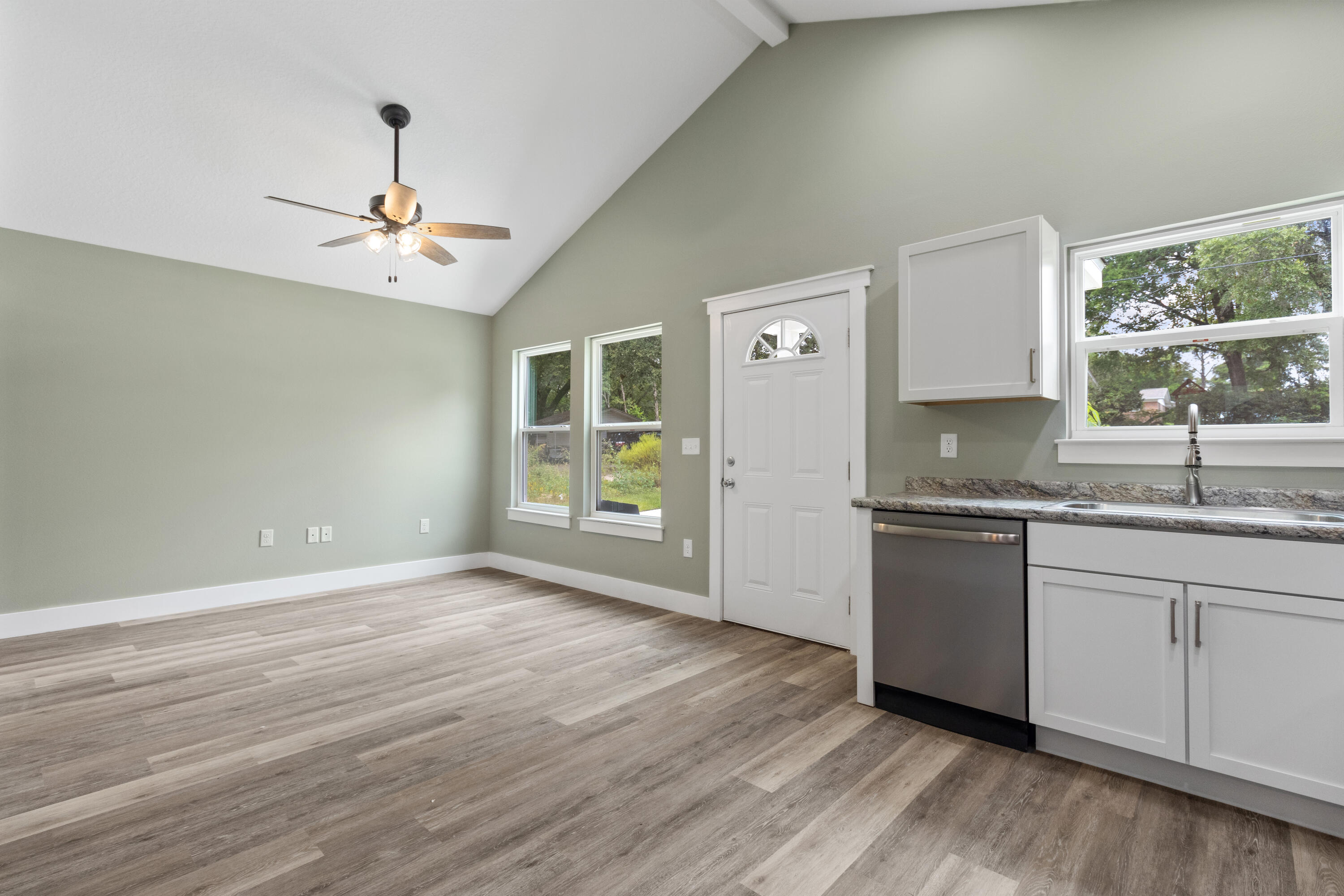 1305 E 1st Ave - Residential Lease