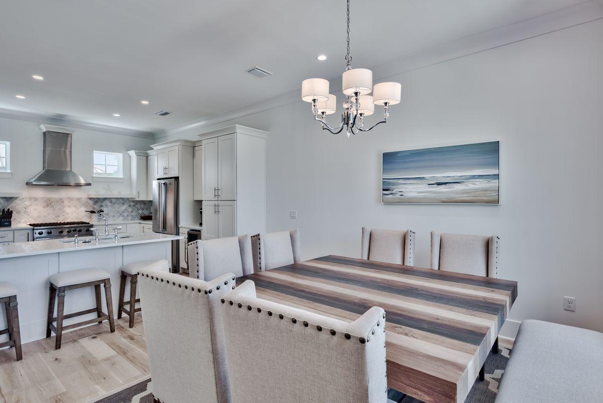 EMERALD WATERS VILLAGE - Residential