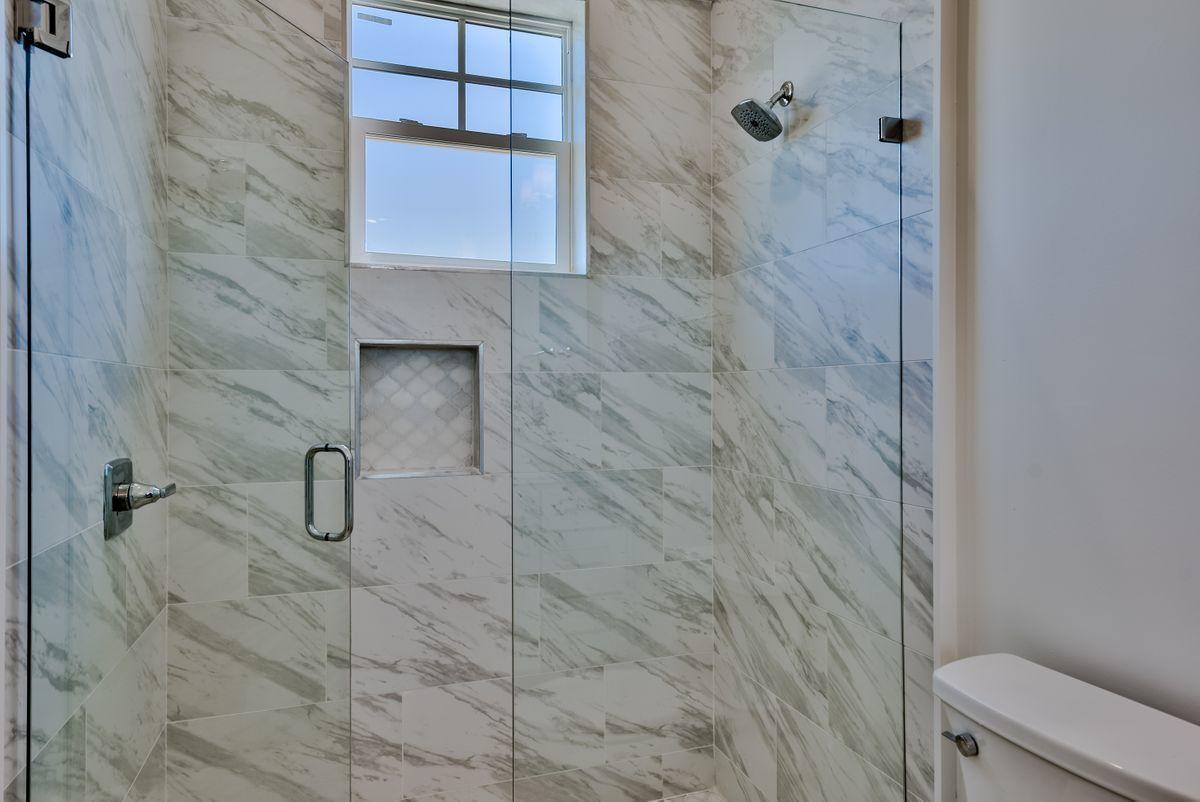 EMERALD WATERS VILLAGE - Residential