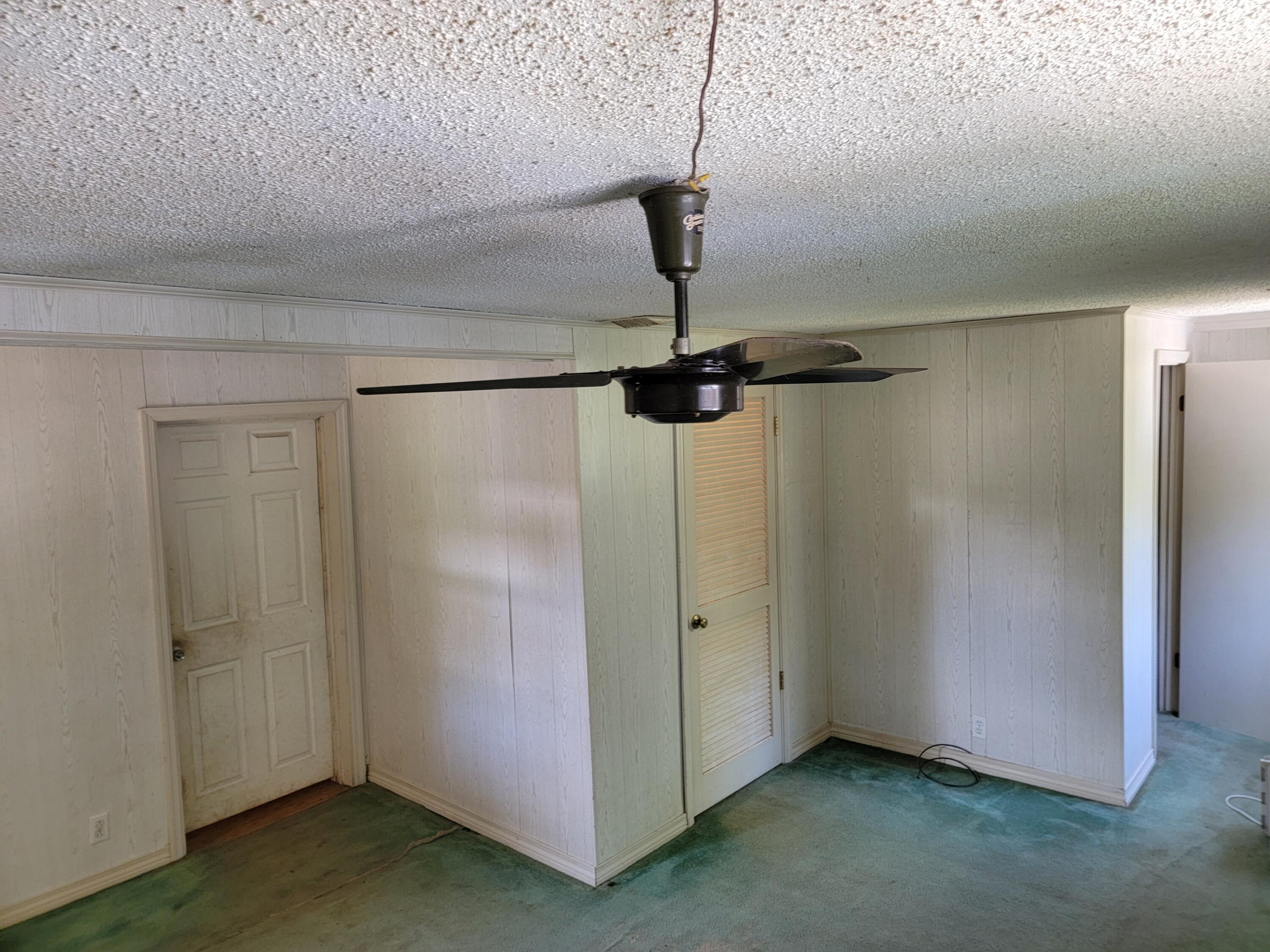 VILLA TASSO TOWN OF - Residential