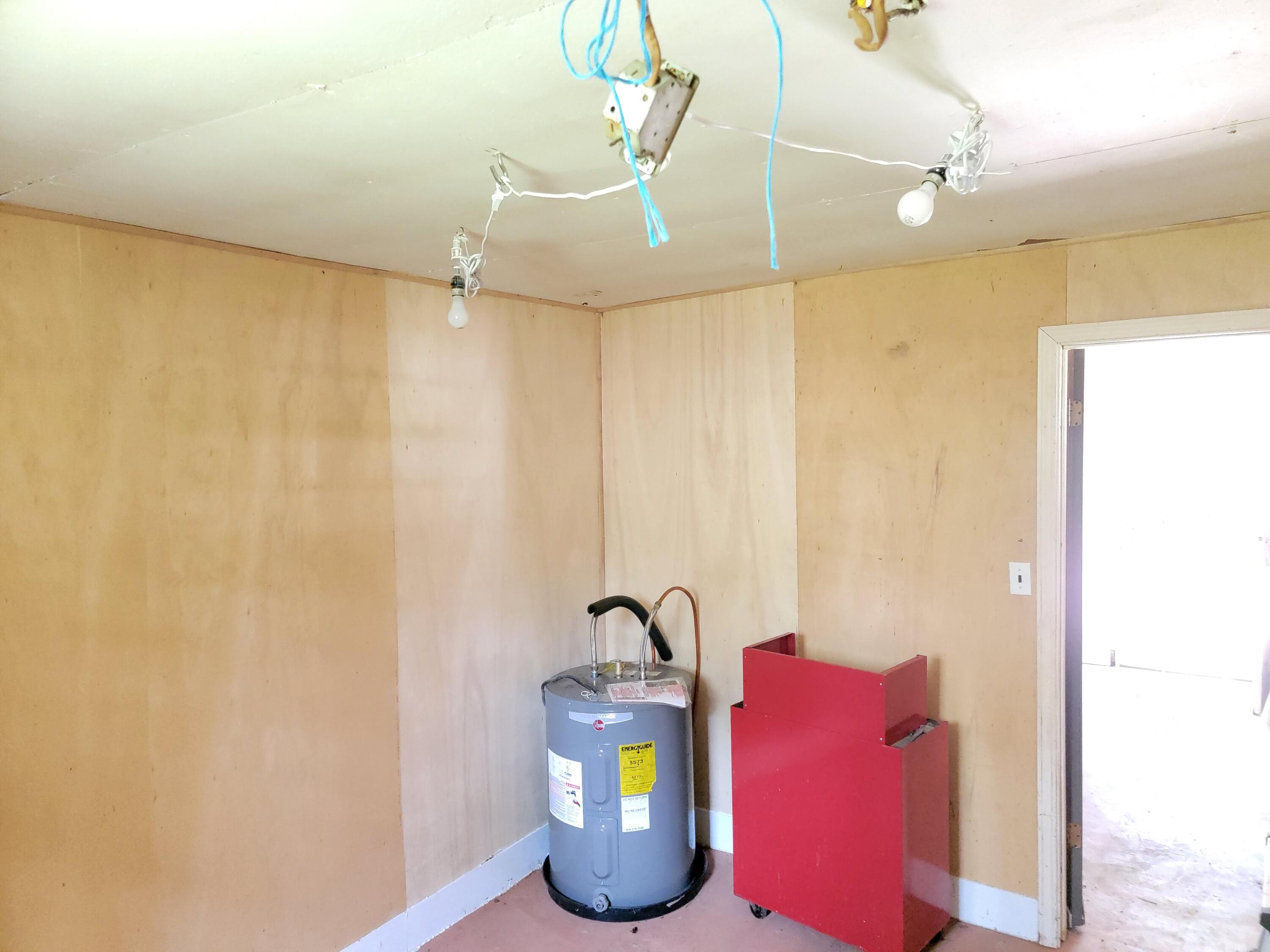 VILLA TASSO TOWN OF - Residential