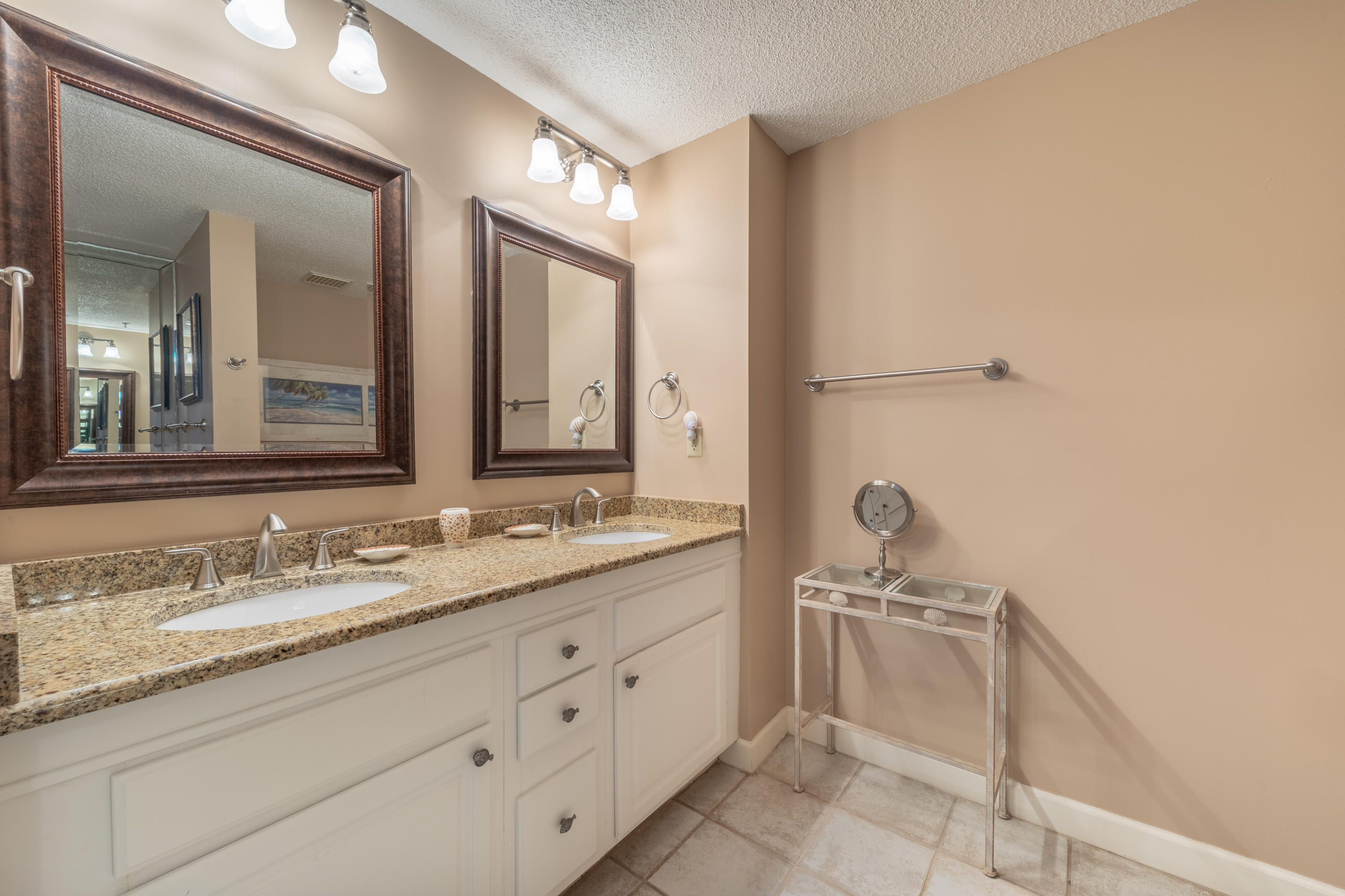 TIDES AT TOPS'L - Residential