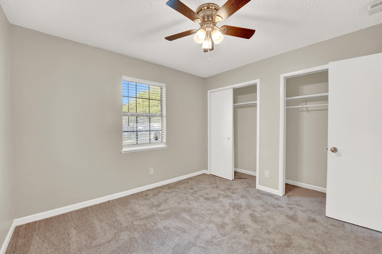 SPRING LAKE ESTATES - Residential