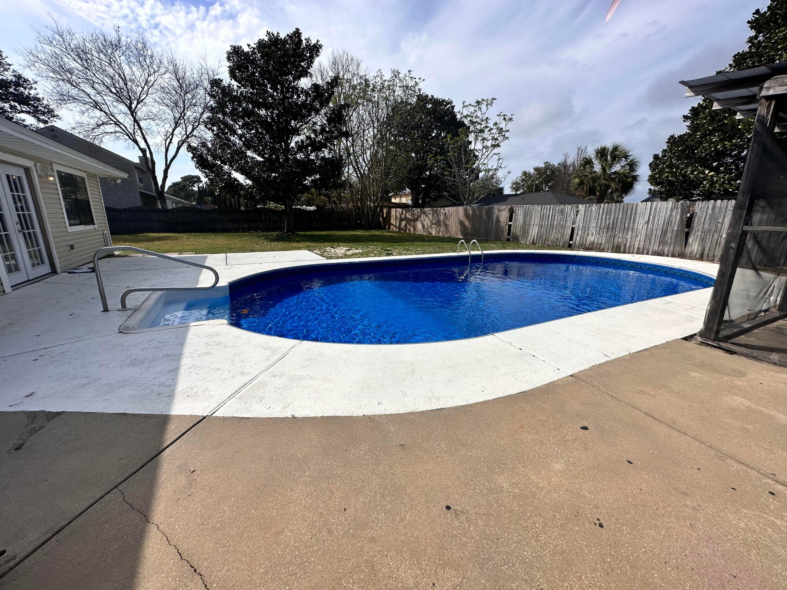 SPRING LAKE ESTATES - Residential