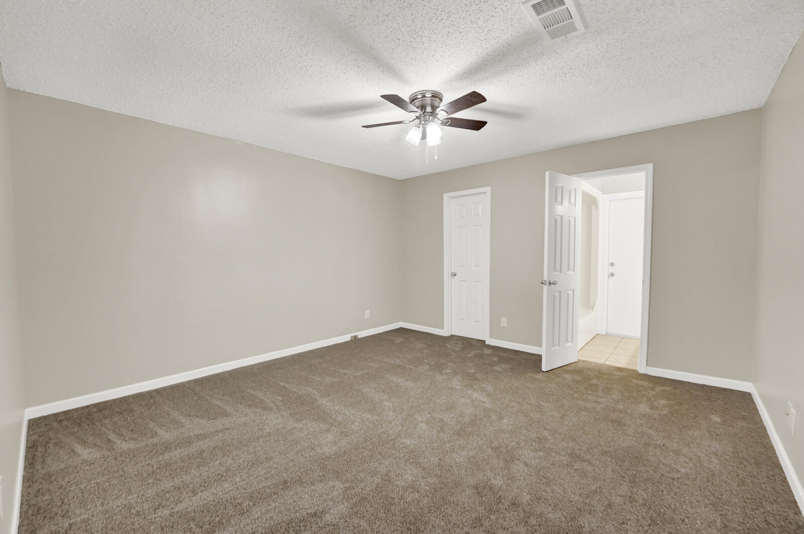 SPRING LAKE ESTATES - Residential