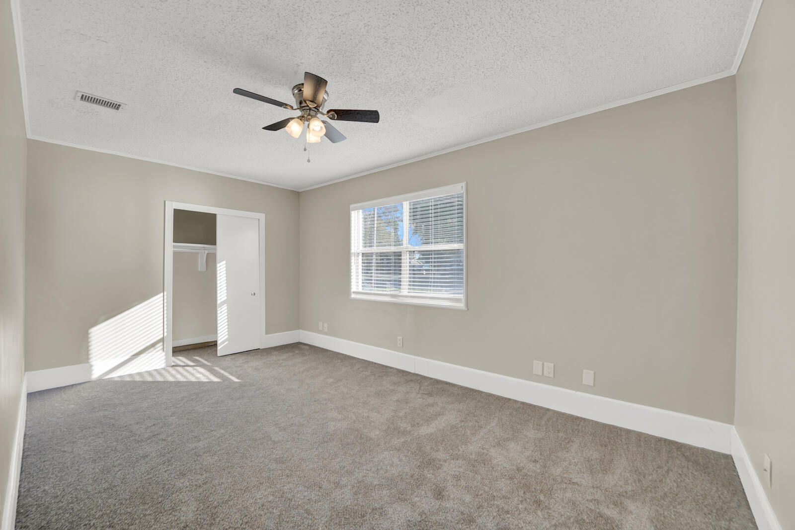 SPRING LAKE ESTATES - Residential