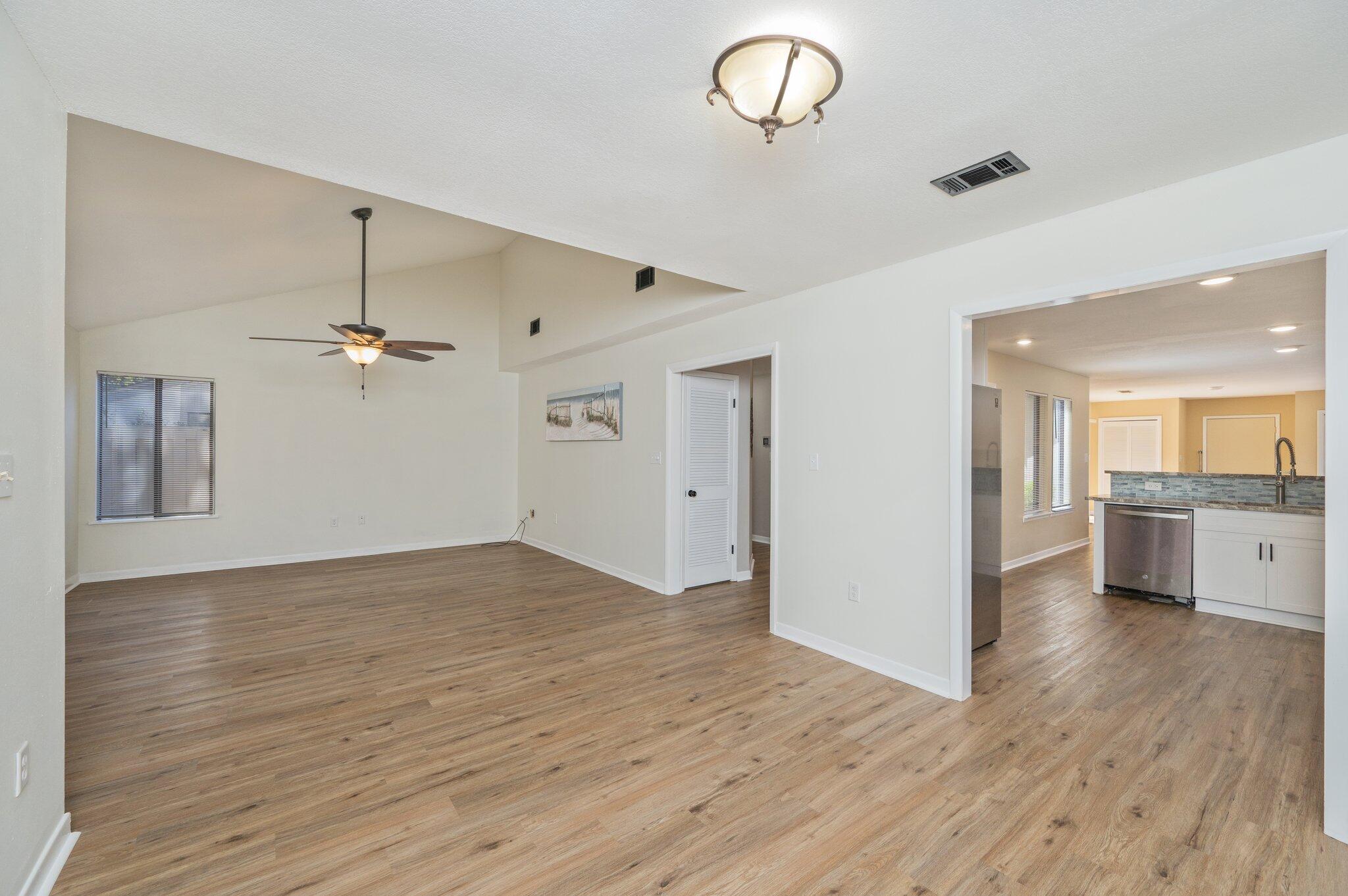 ROYAL OAK VILLAGE 3C - Residential