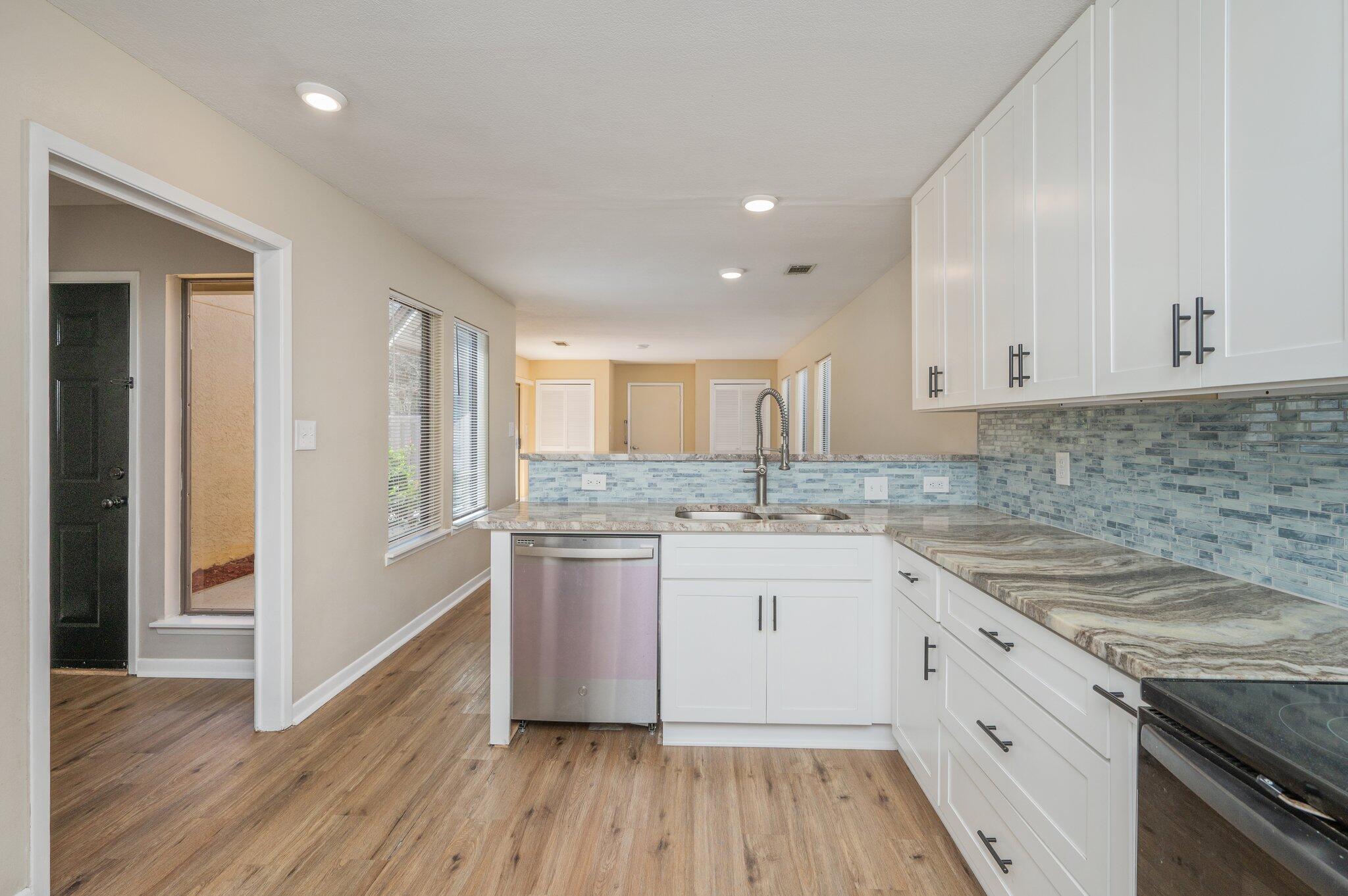 ROYAL OAK VILLAGE 3C - Residential