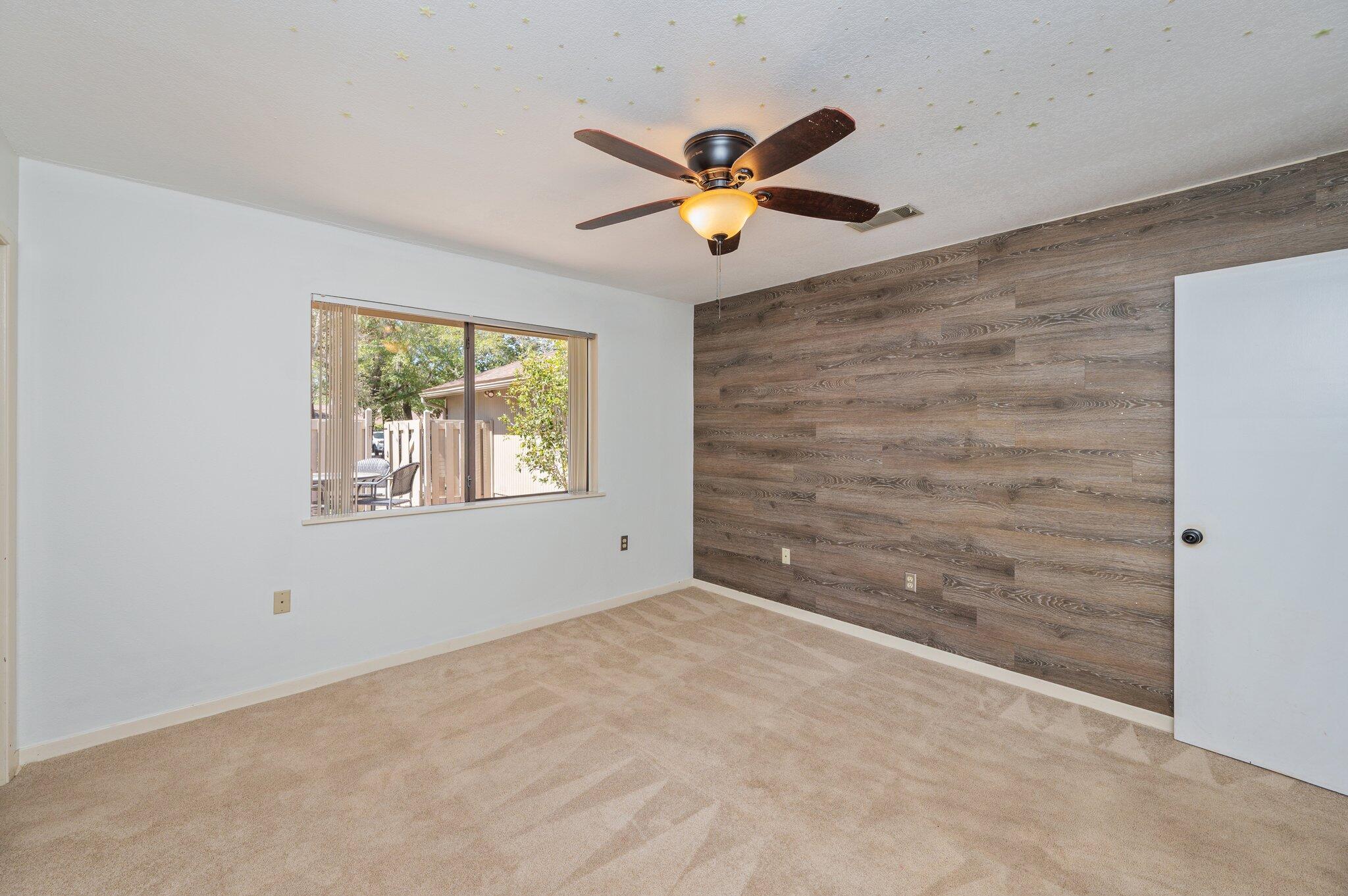 ROYAL OAK VILLAGE 3C - Residential