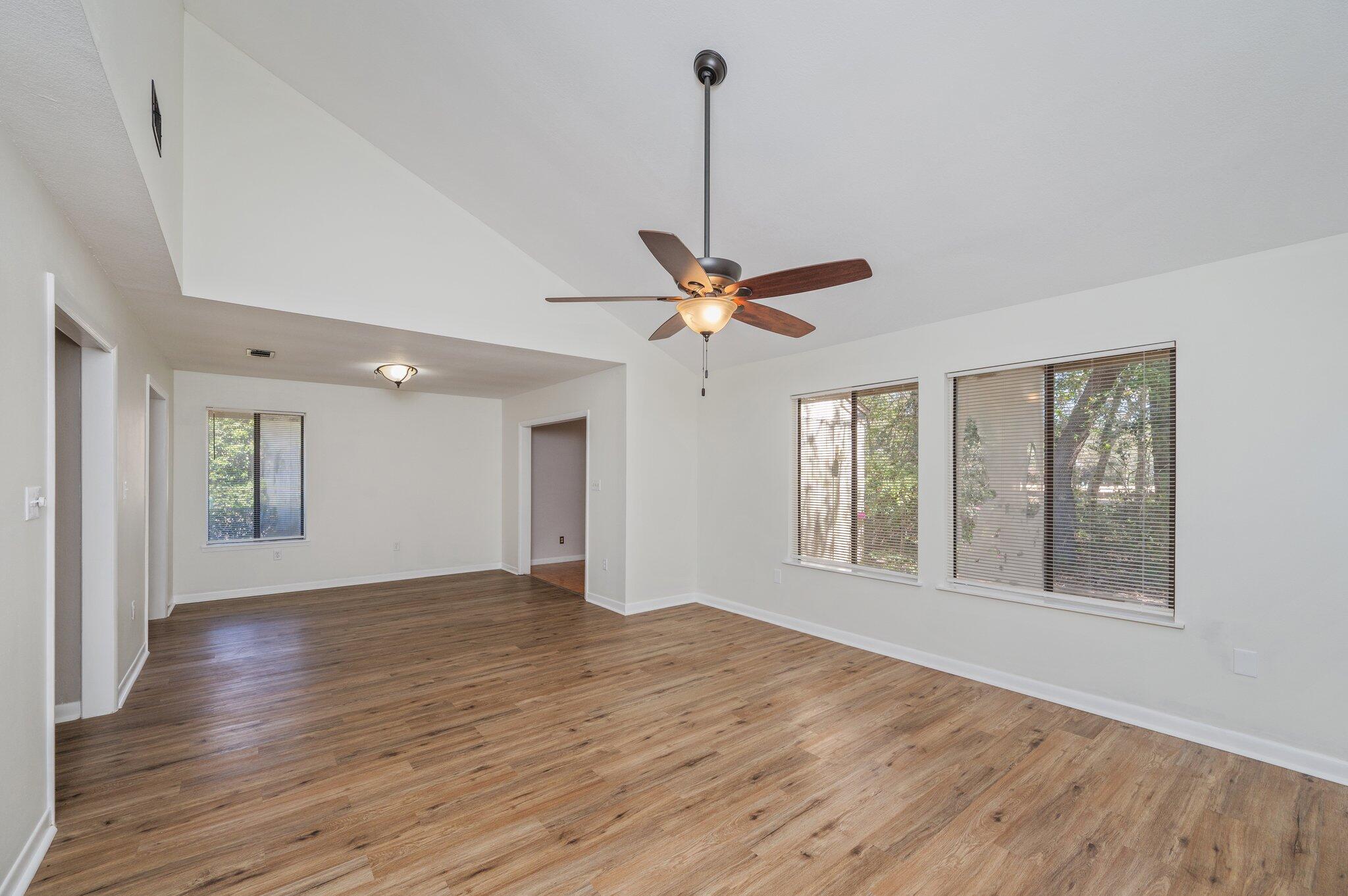 ROYAL OAK VILLAGE 3C - Residential