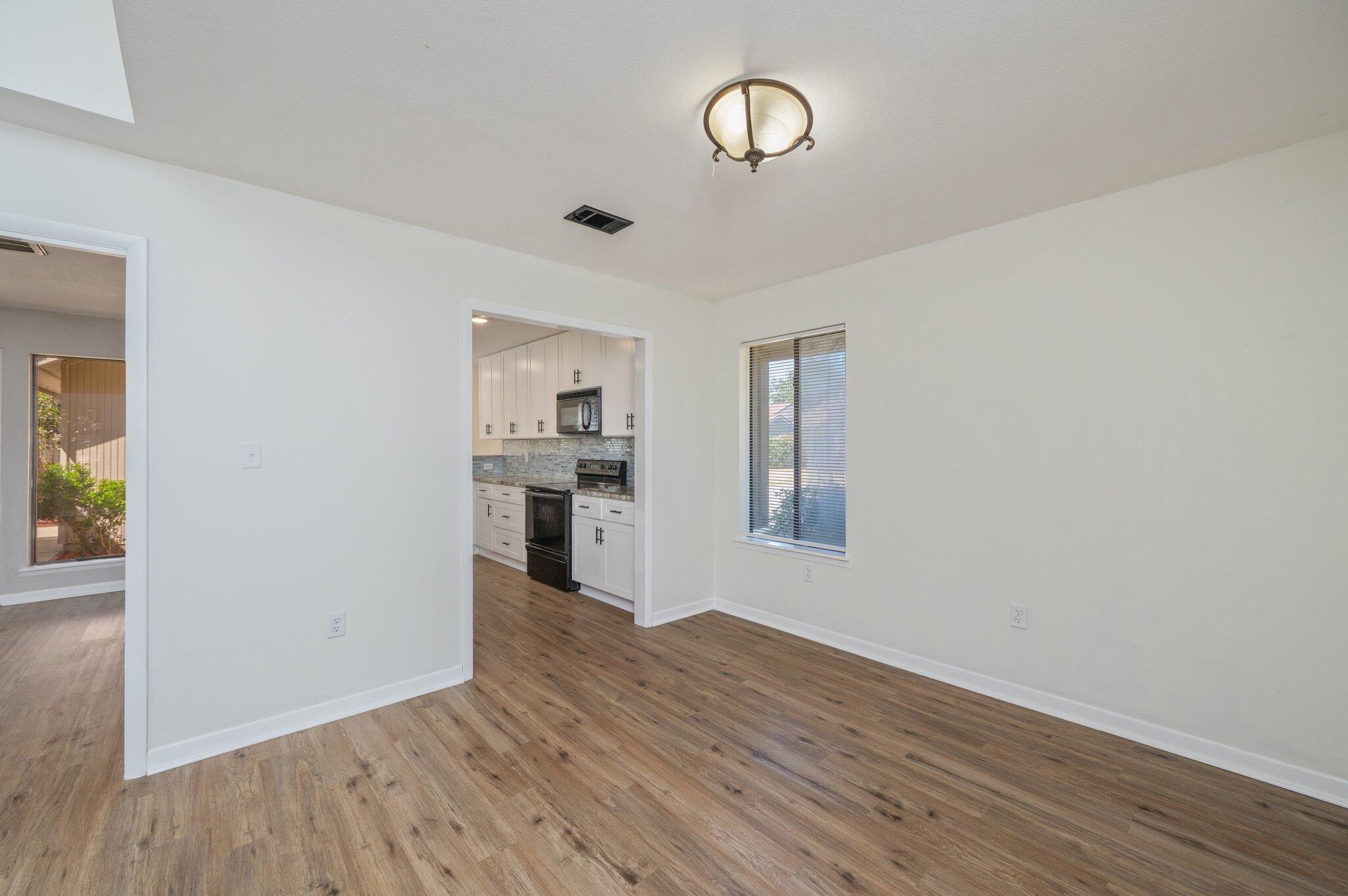 ROYAL OAK VILLAGE 3C - Residential
