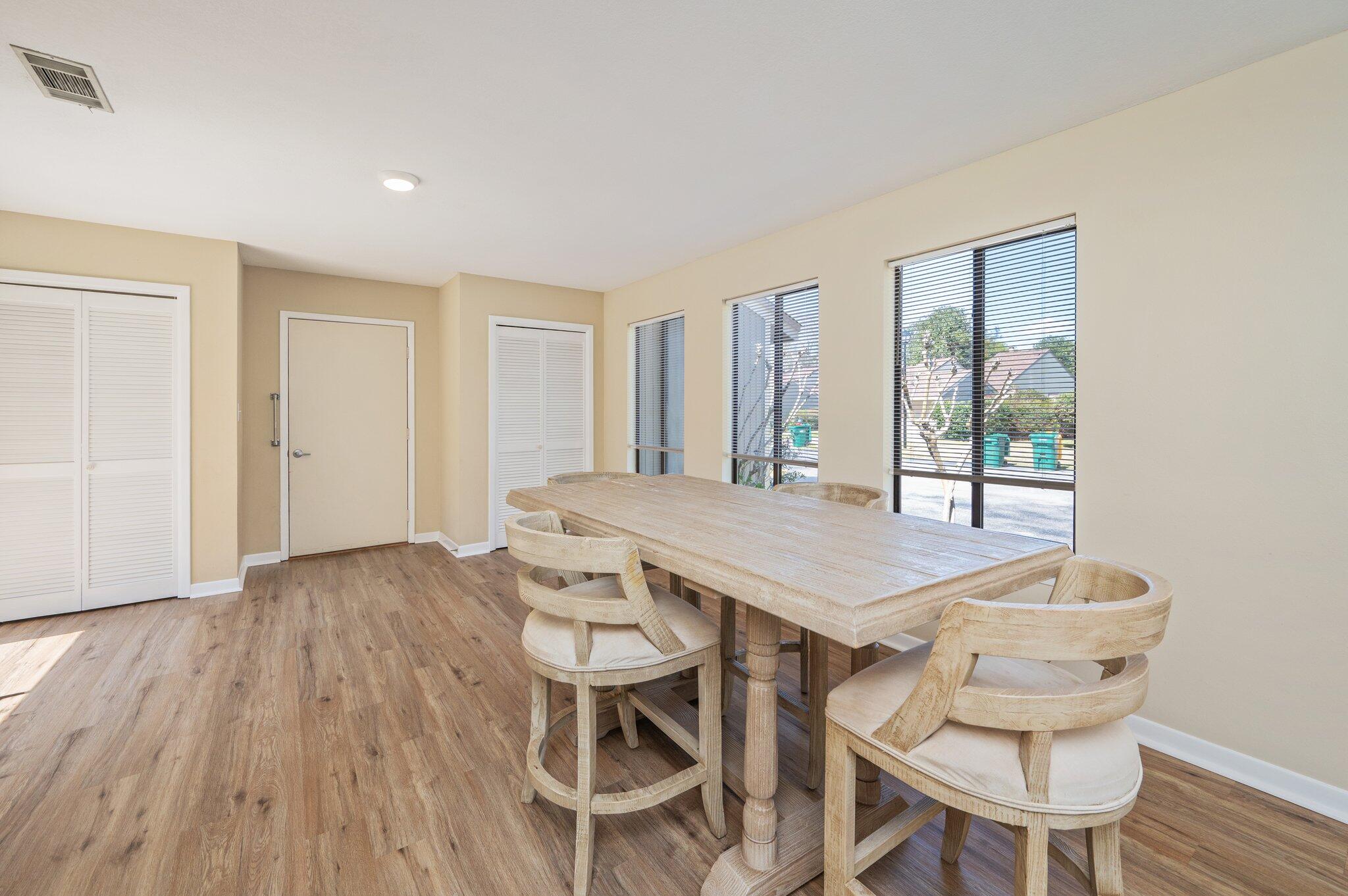 ROYAL OAK VILLAGE 3C - Residential
