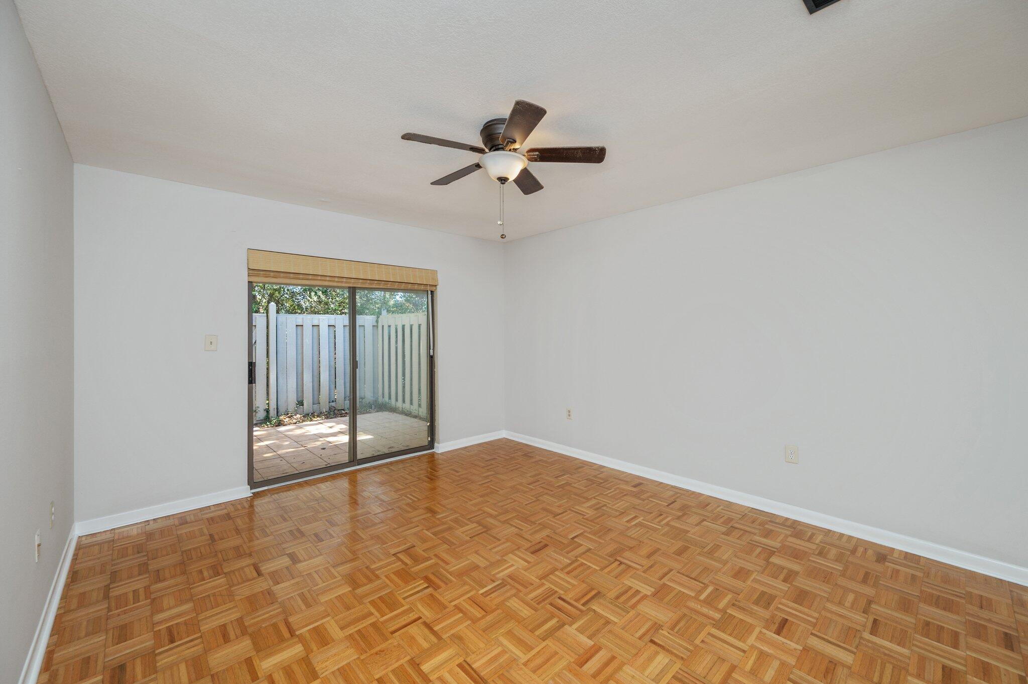 ROYAL OAK VILLAGE 3C - Residential