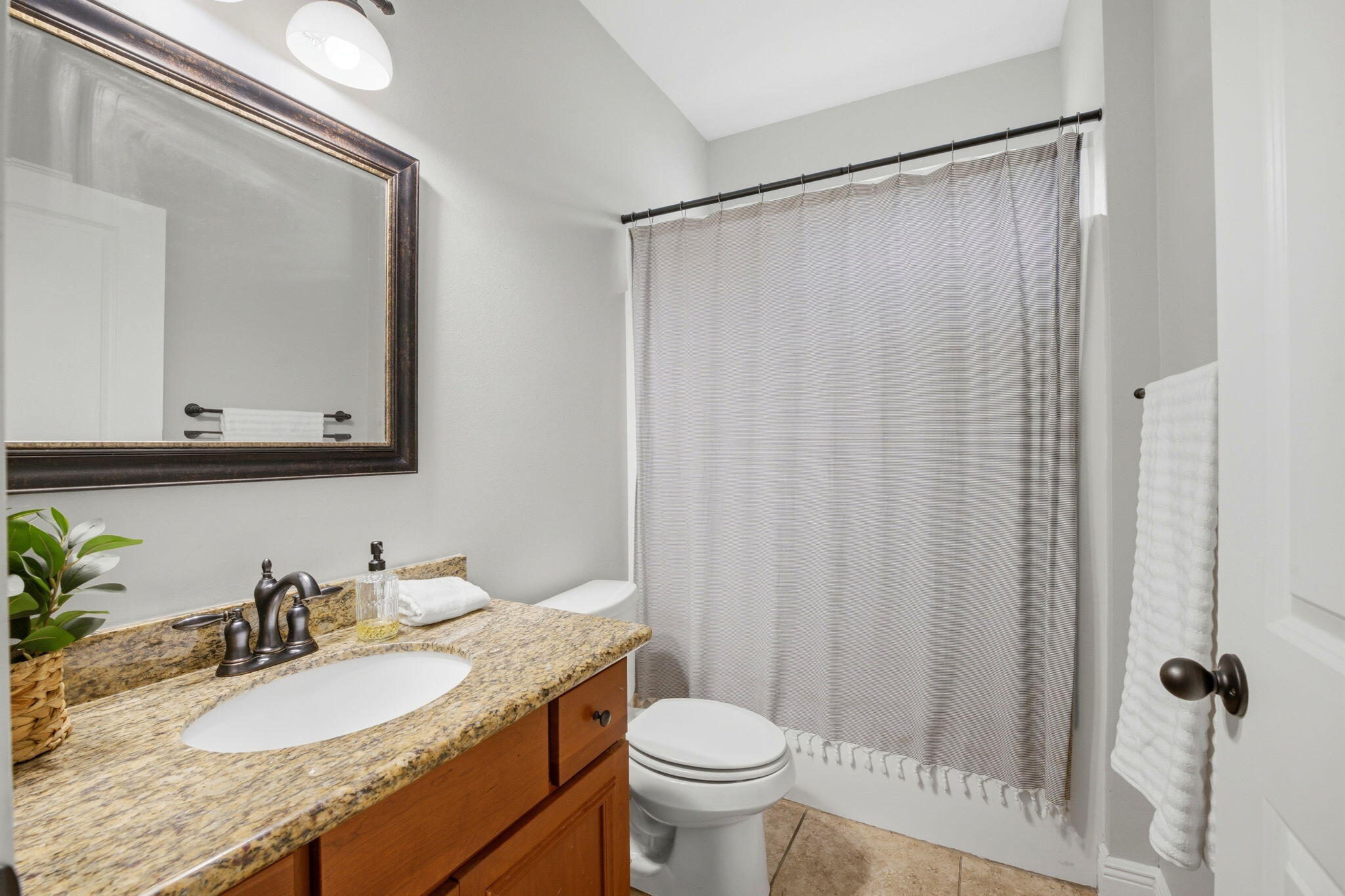 PALMETTO LAKE PRESERVE - Residential